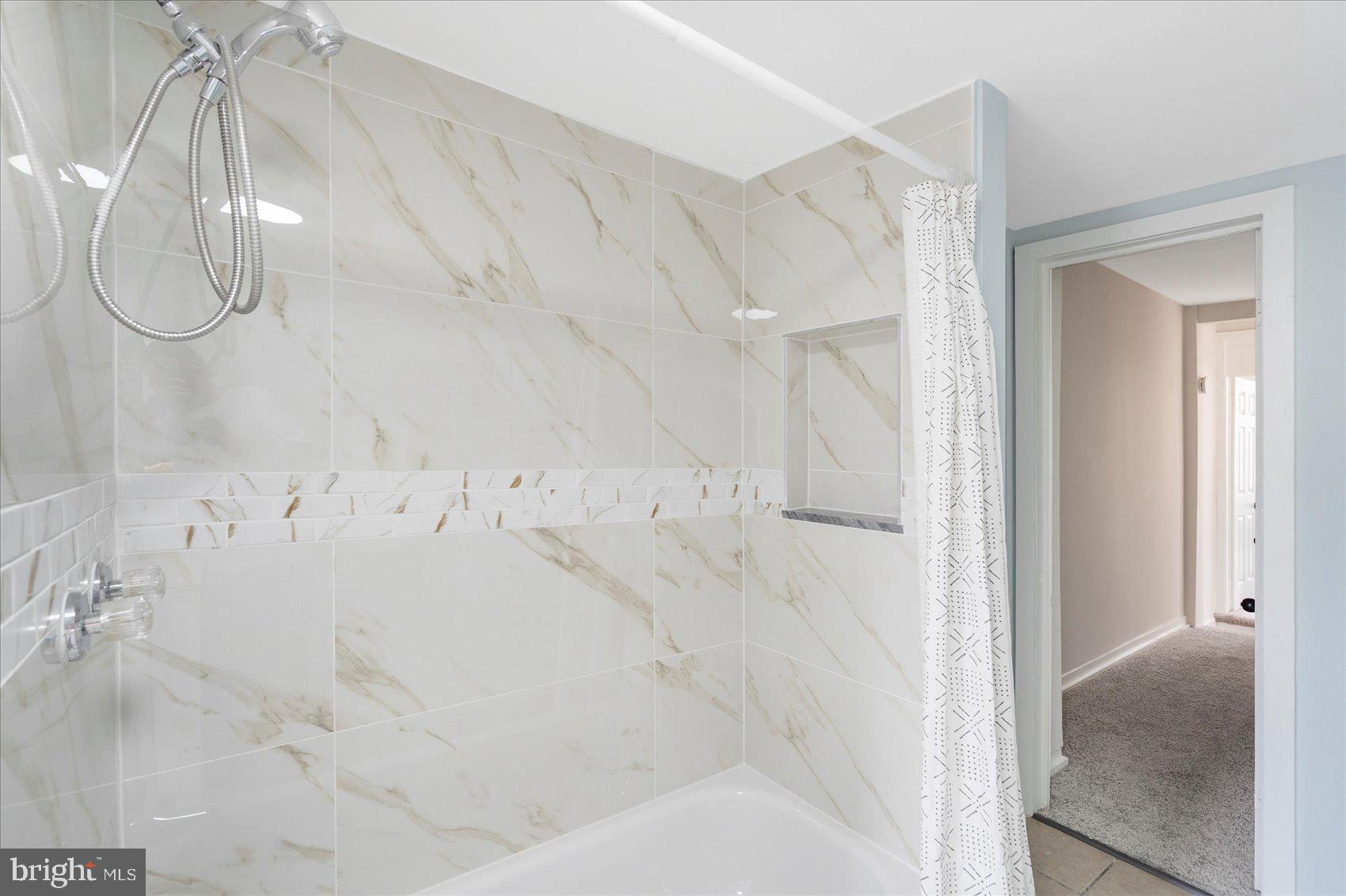 WASHINGTON VILLAGE - Residential