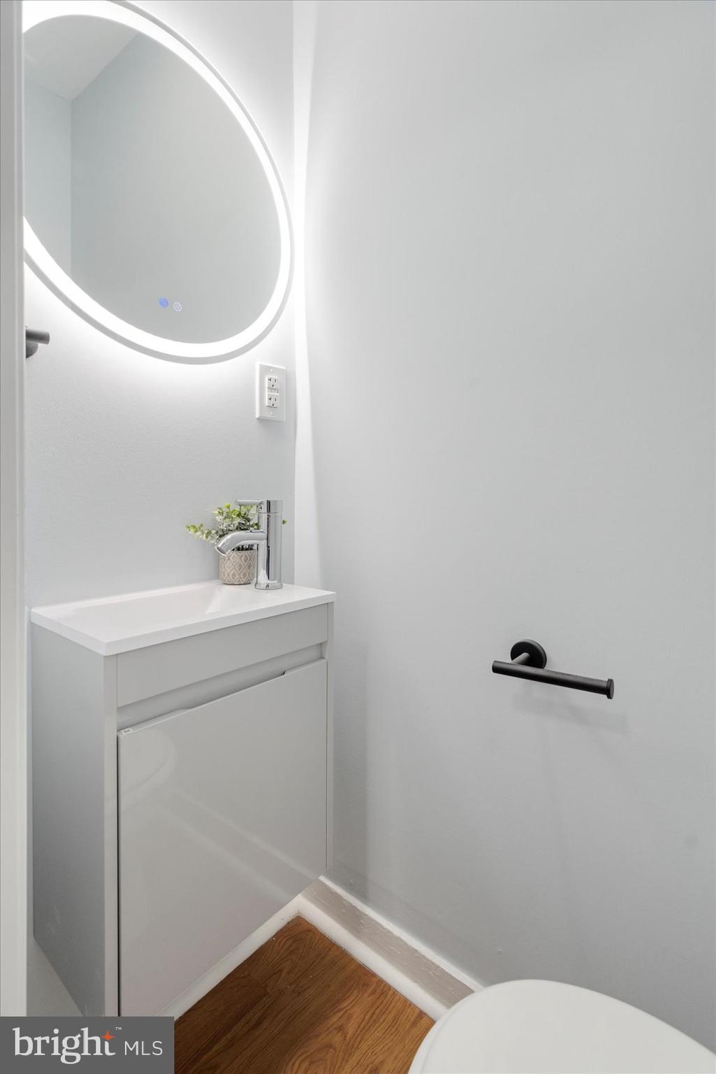 WASHINGTON VILLAGE - Residential