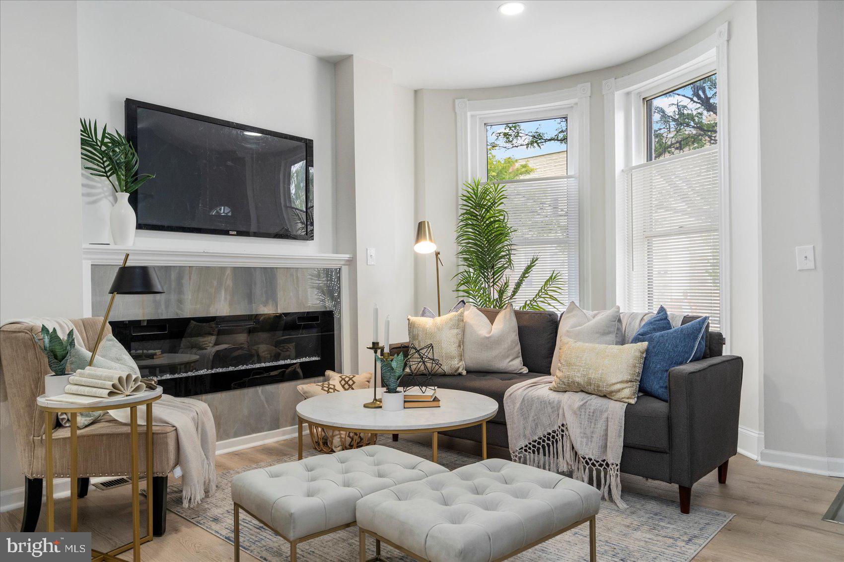 WASHINGTON VILLAGE - Residential