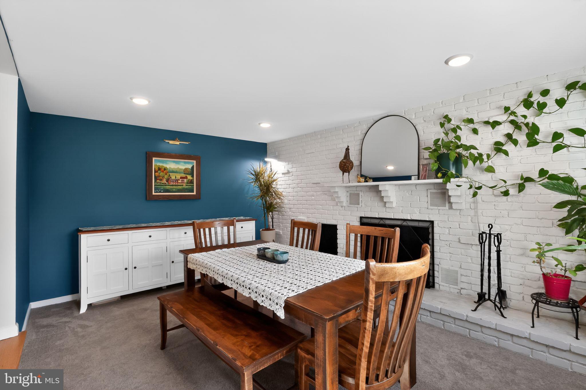 WESTVIEW ACRES - Residential