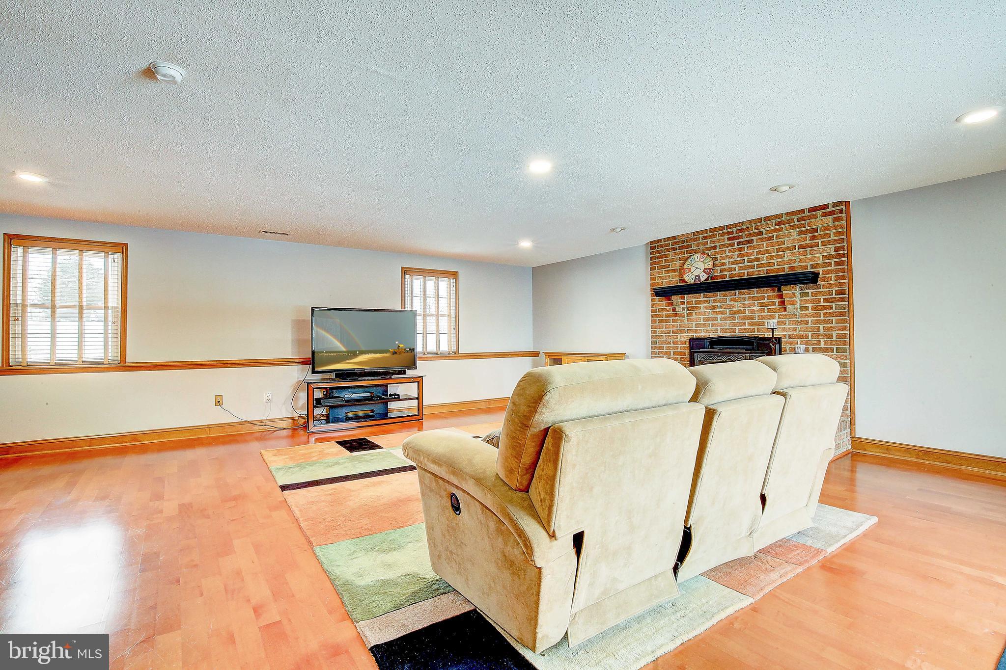 ARBOR GREENE - Residential