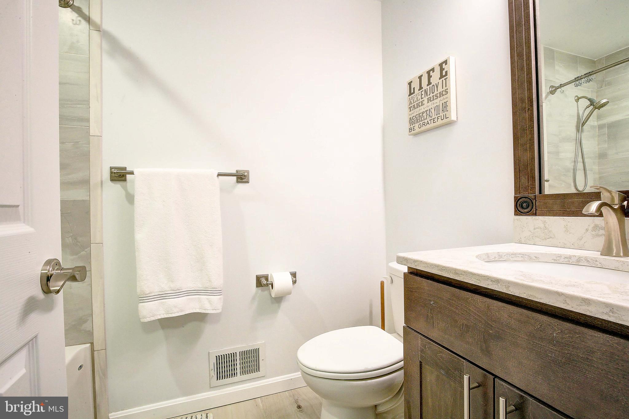 ARBOR GREENE - Residential