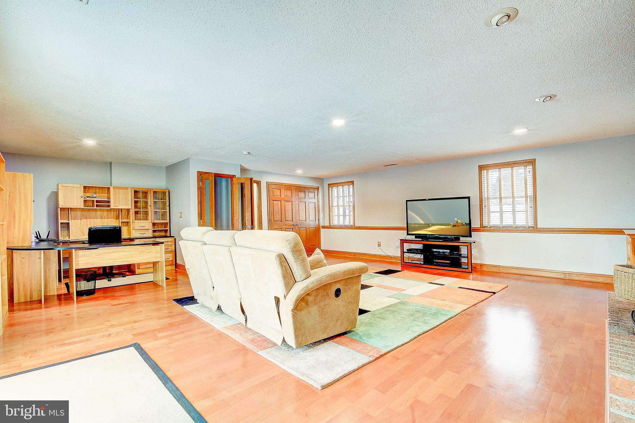 ARBOR GREENE - Residential