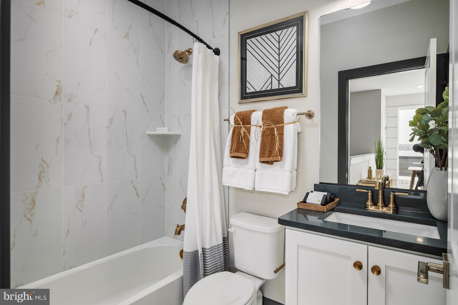 LOCKE LANDING - Residential