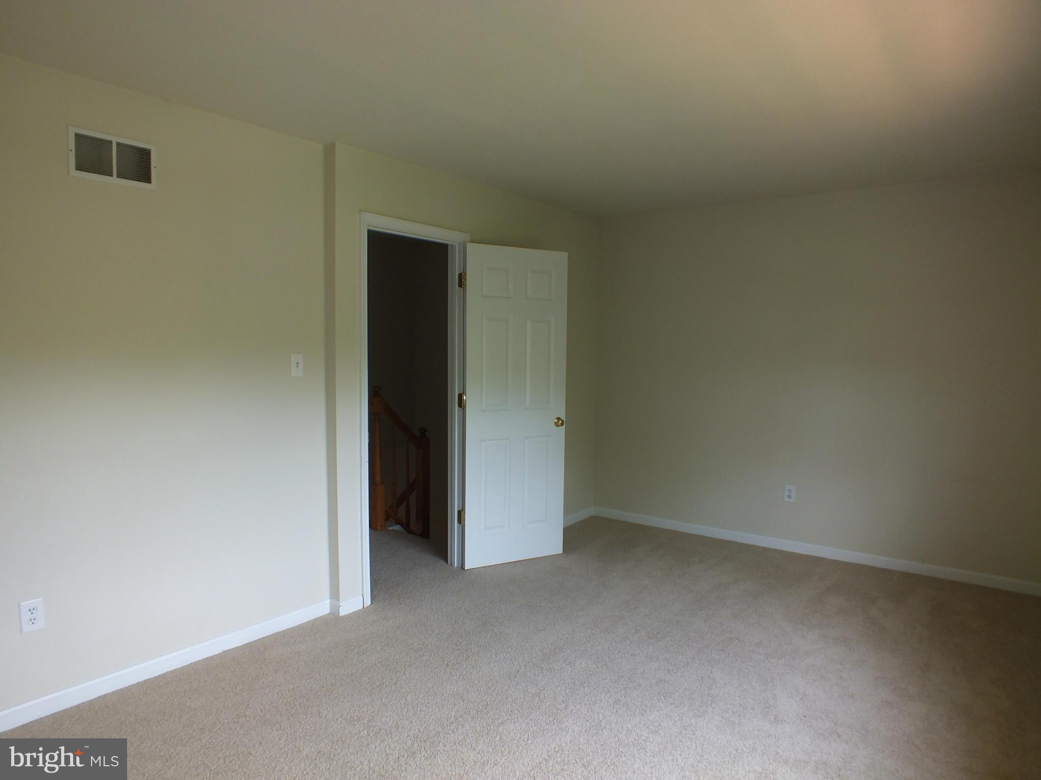 FURNACE HILLS - Residential Lease