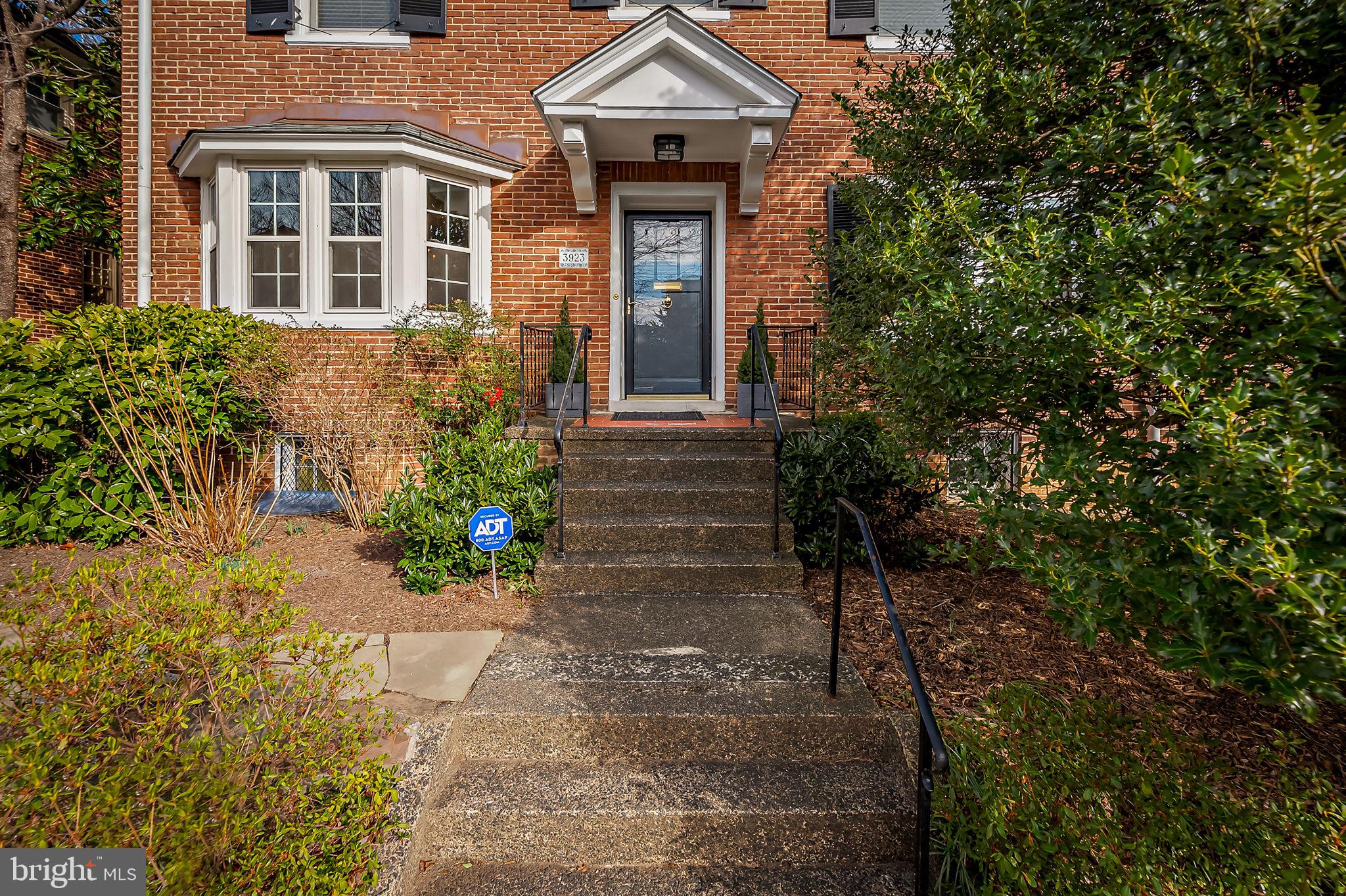 TUSCANY-CANTERBURY - Residential