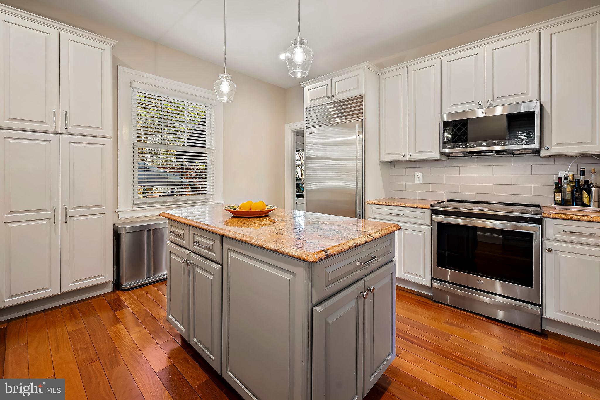 TUSCANY-CANTERBURY - Residential