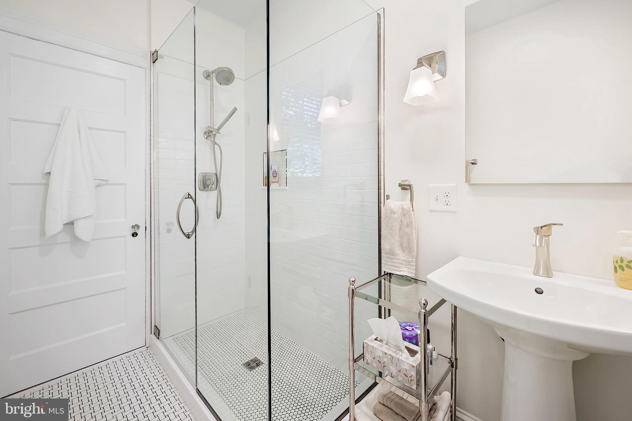 TUSCANY-CANTERBURY - Residential