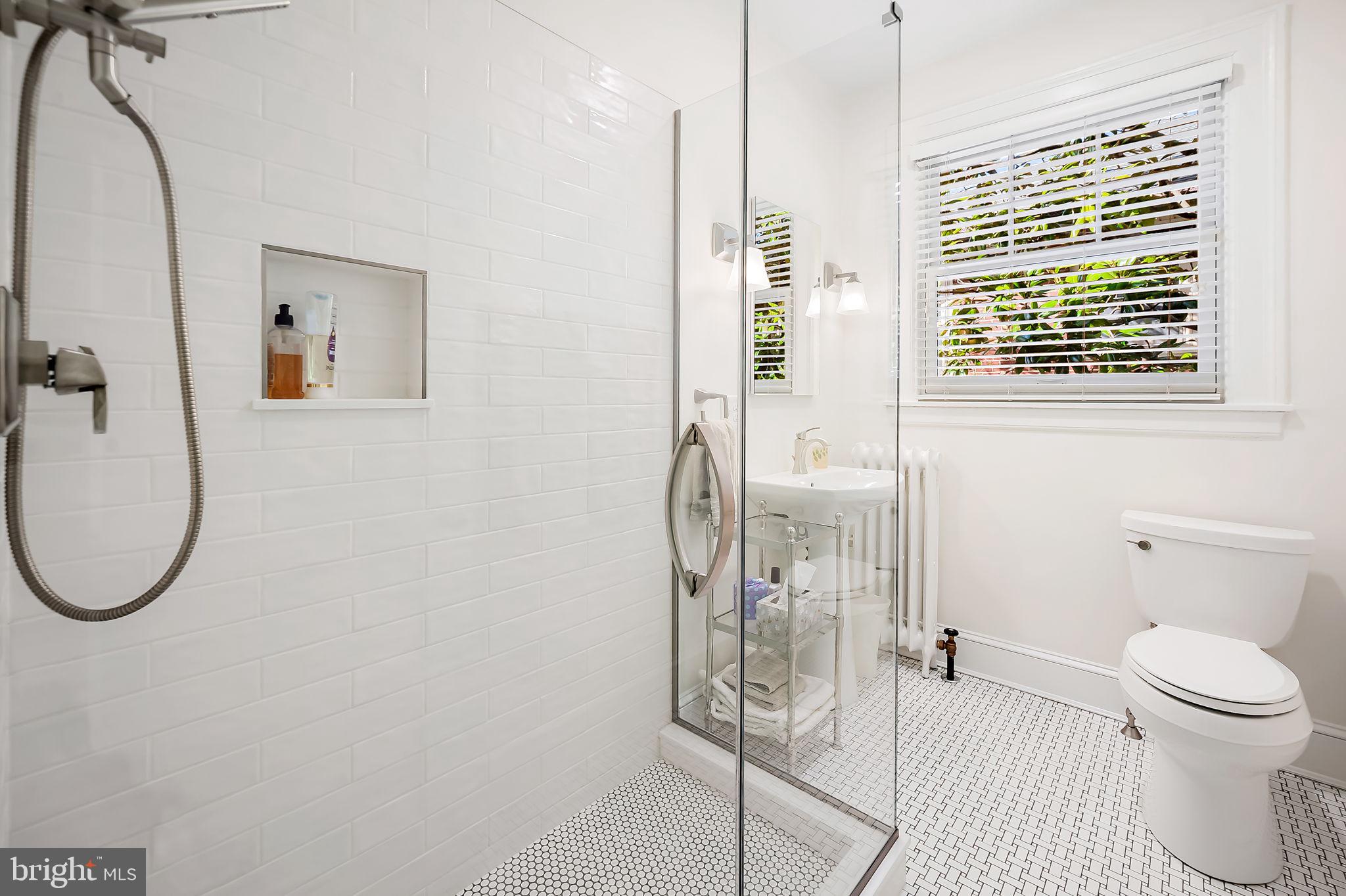 TUSCANY-CANTERBURY - Residential