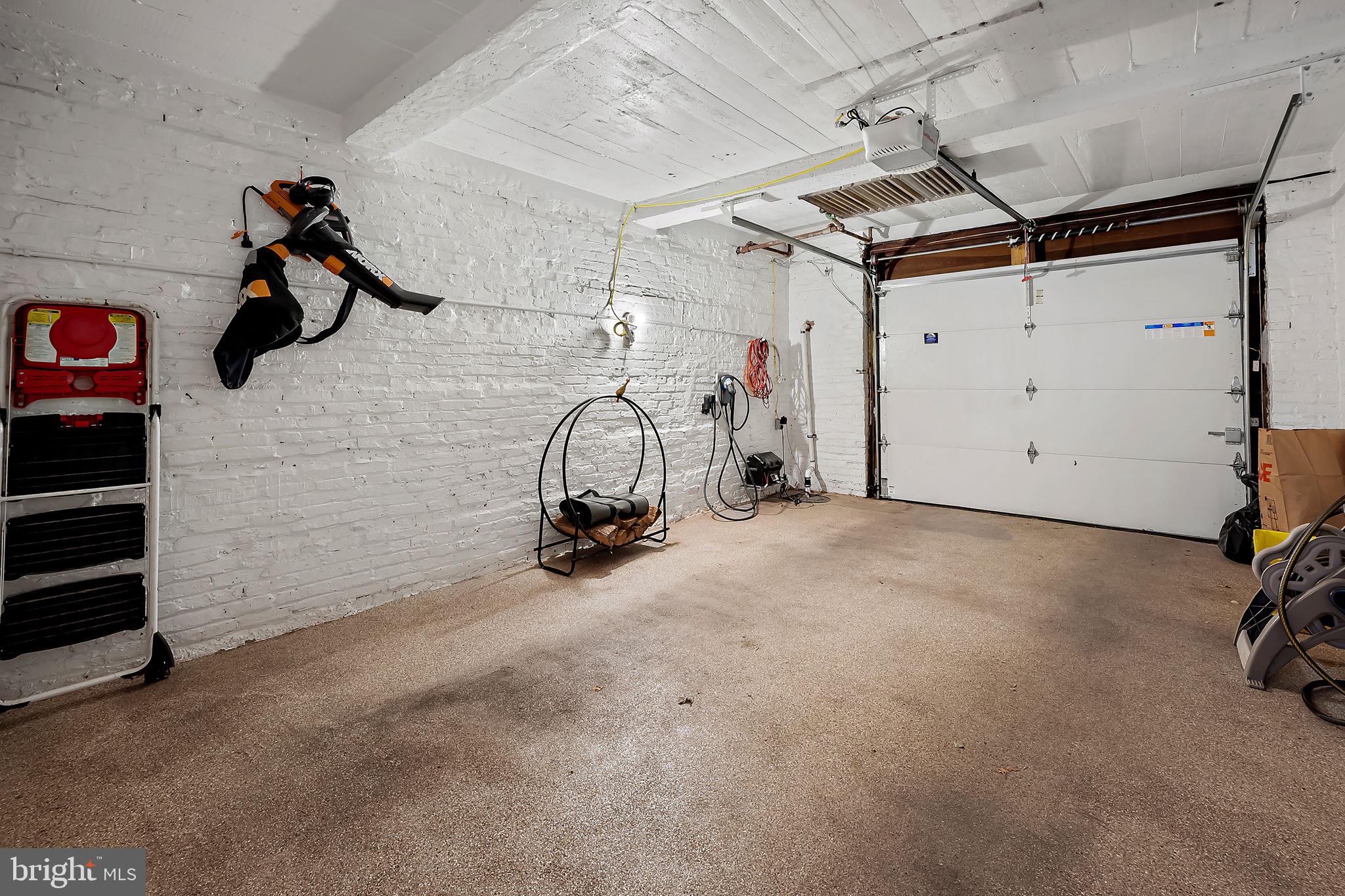 TUSCANY-CANTERBURY - Residential