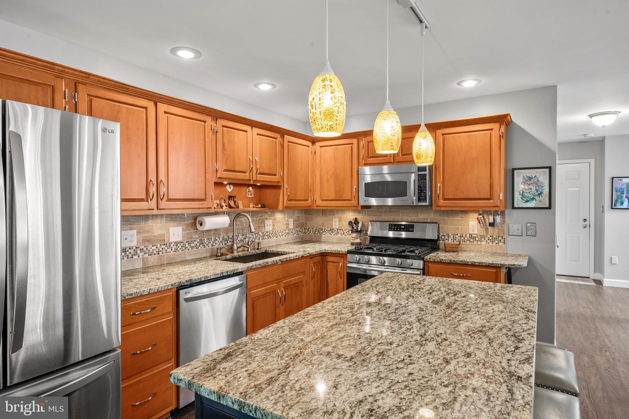 1408 HILLPOINT