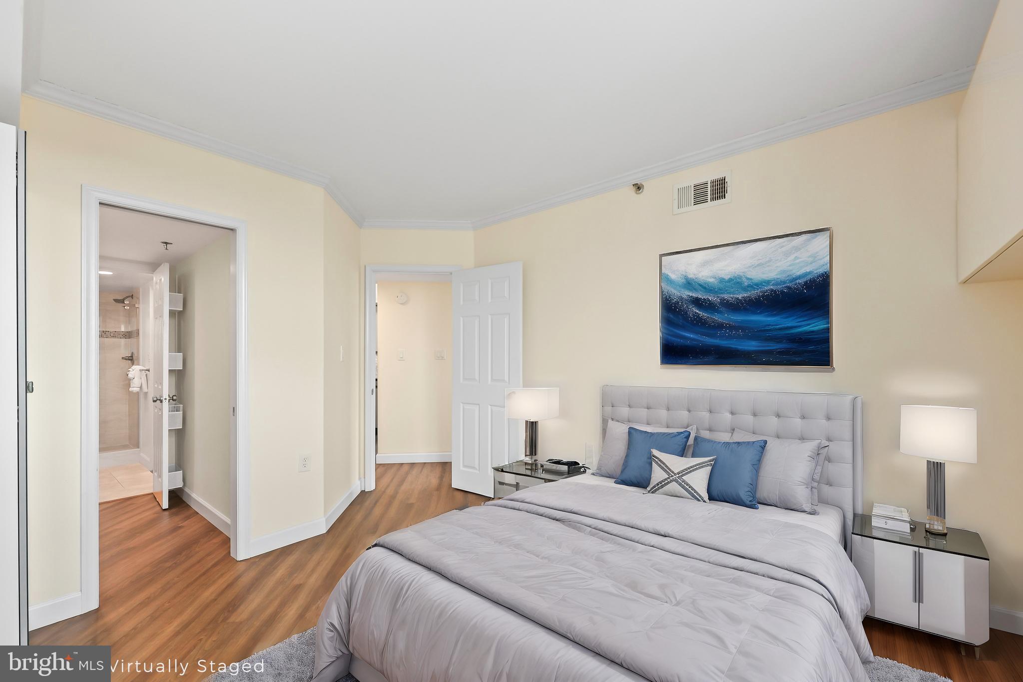 EASTVIEW AT BALLSTON METRO - Residential