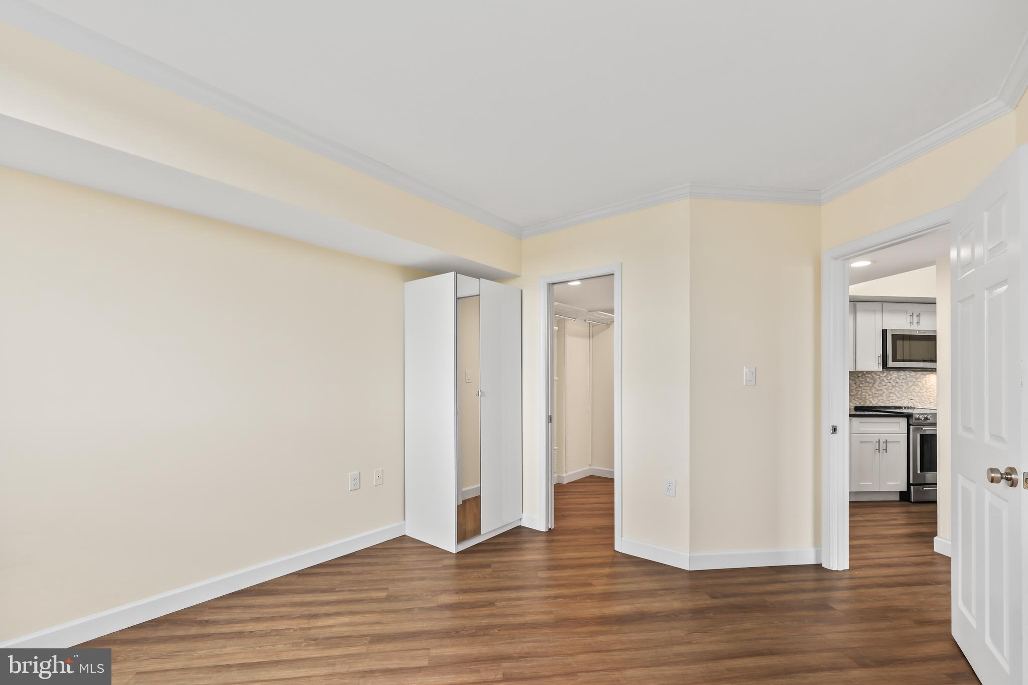 EASTVIEW AT BALLSTON METRO - Residential