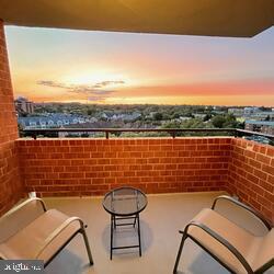 EASTVIEW AT BALLSTON METRO - Residential