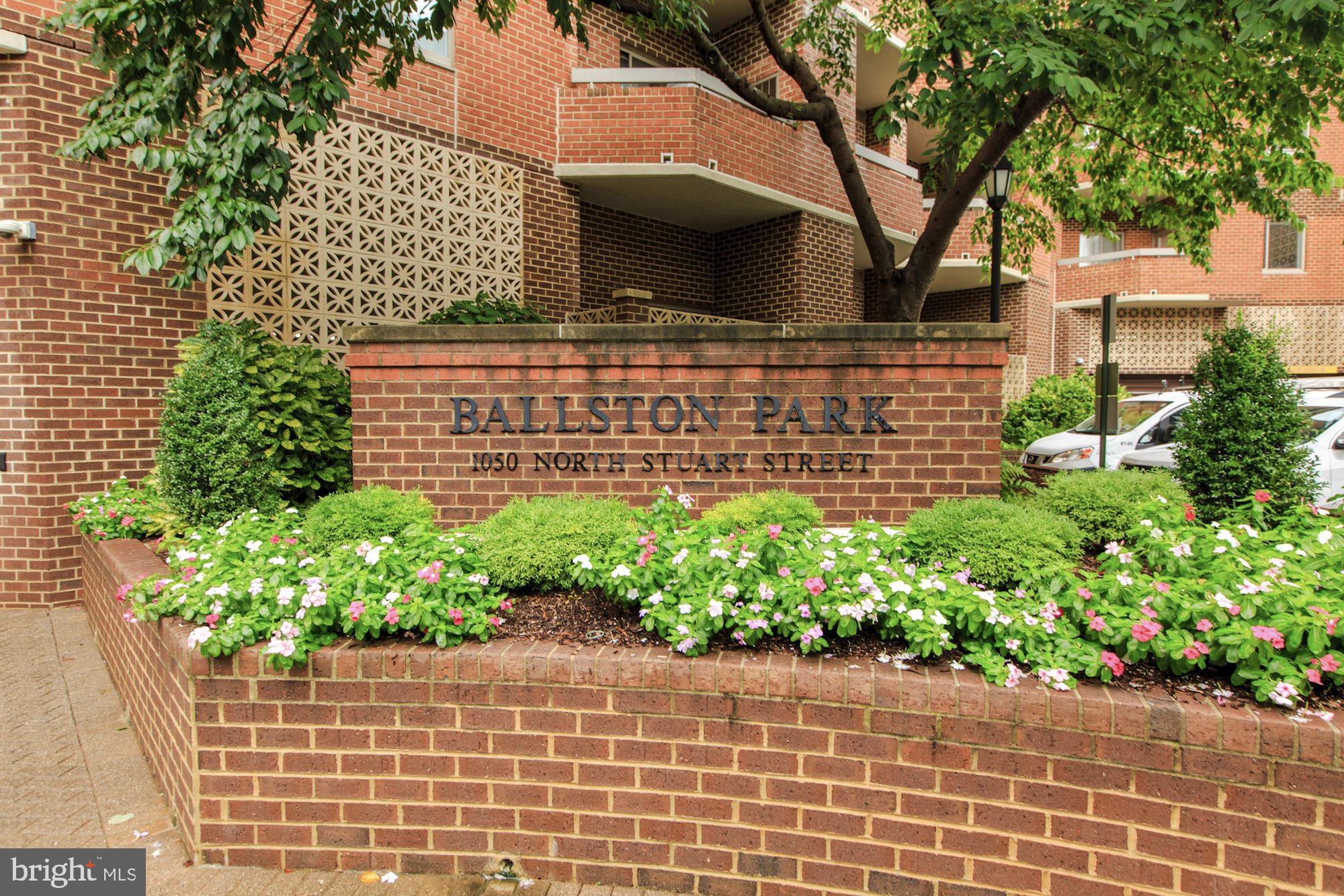 BALLSTON PARK - Residential