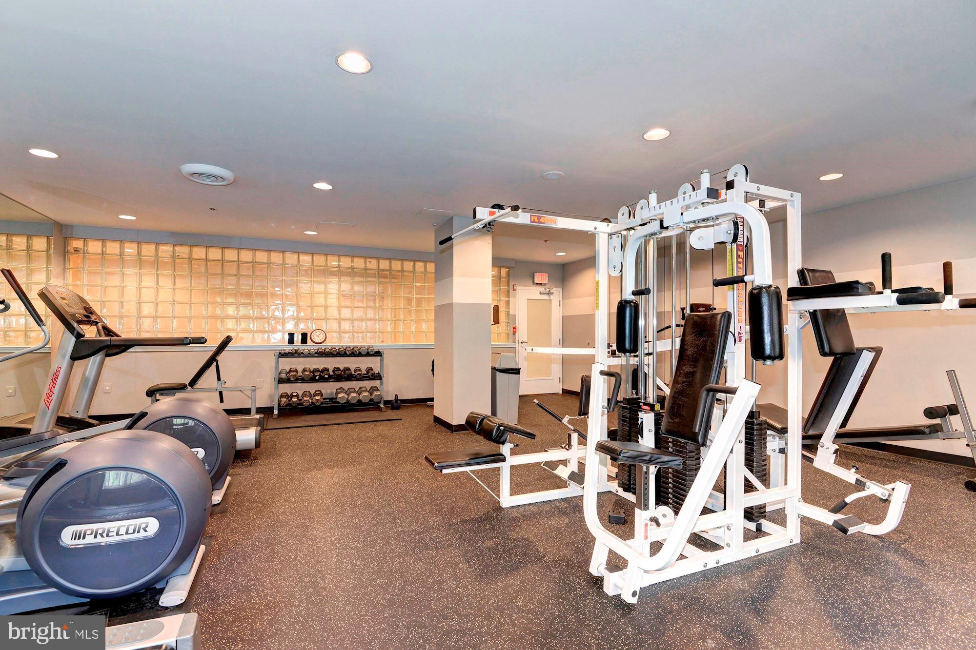 BALLSTON PARK - Residential