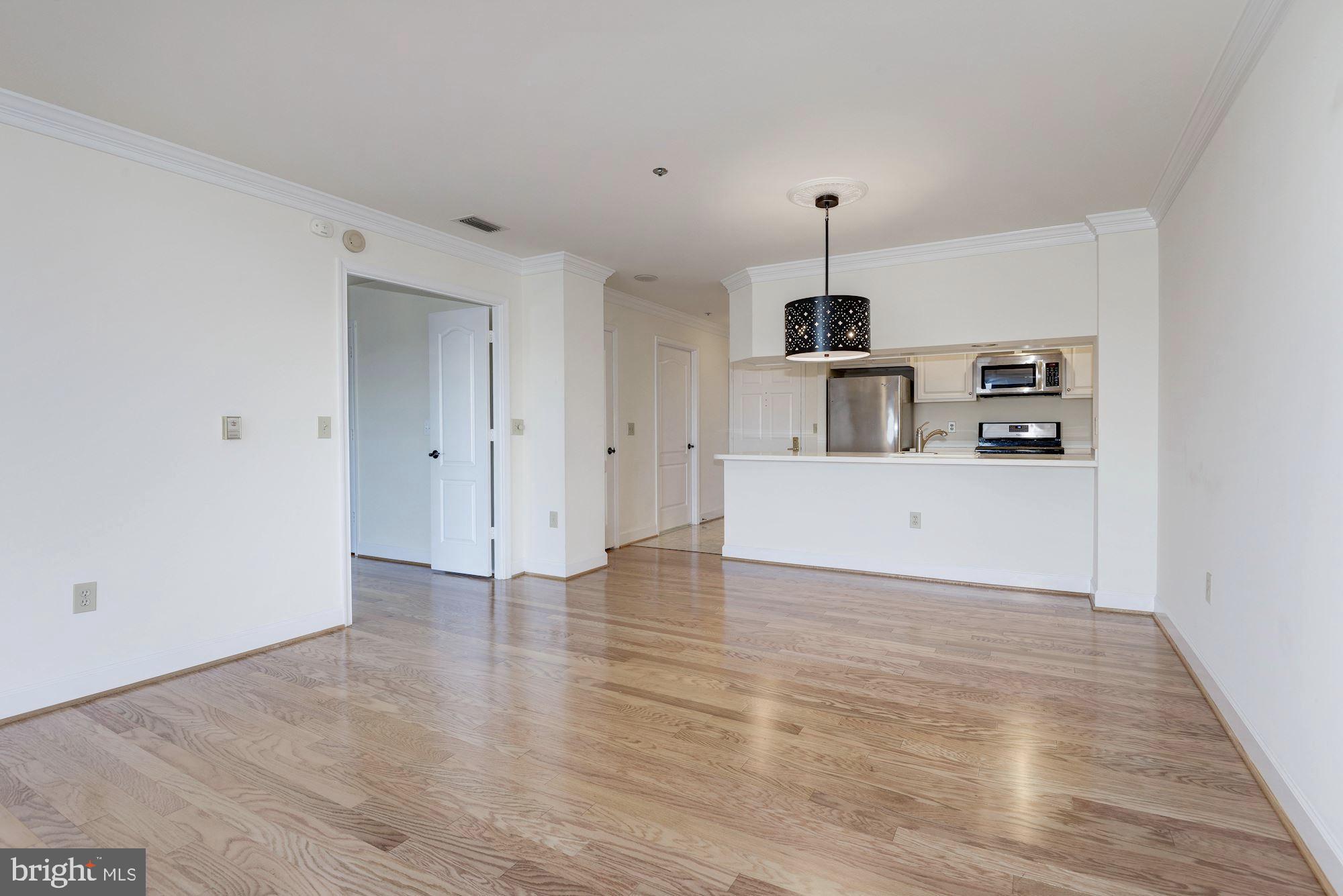 BALLSTON PARK - Residential