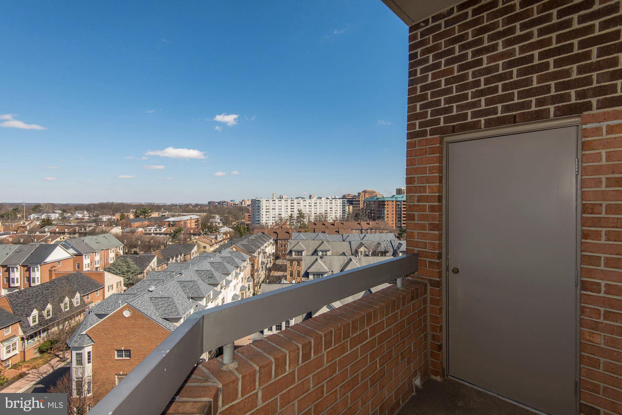 BALLSTON PARK - Residential