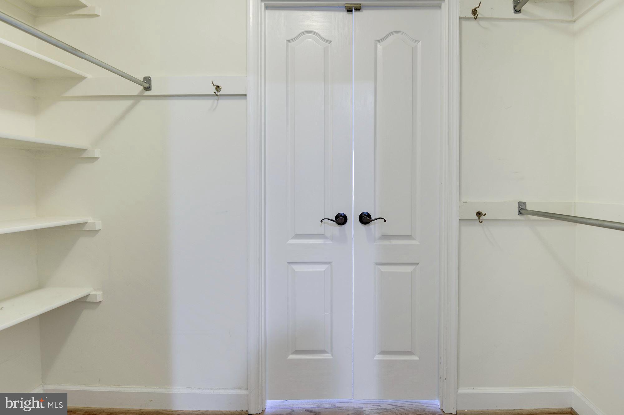 BALLSTON PARK - Residential