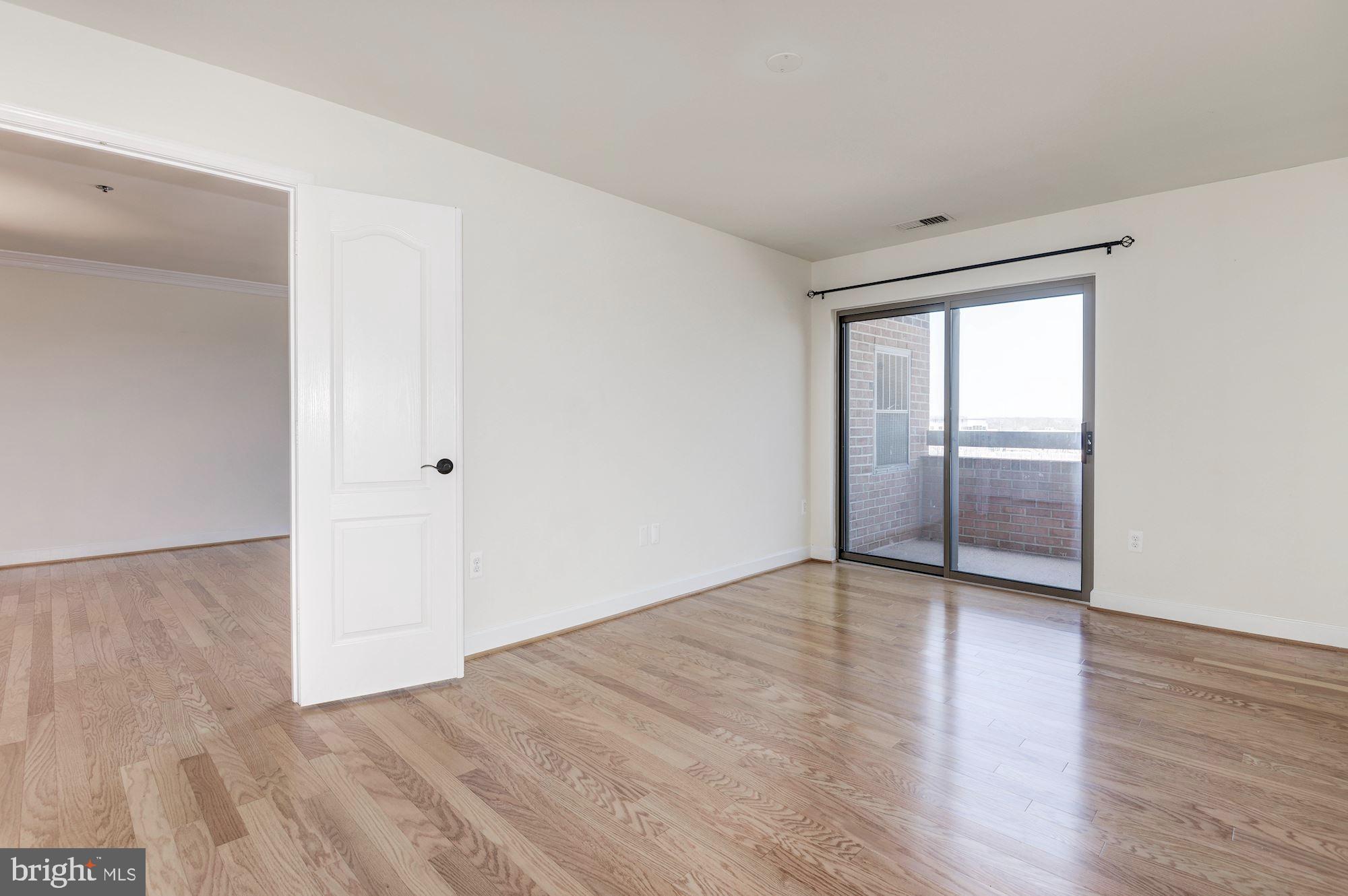 BALLSTON PARK - Residential