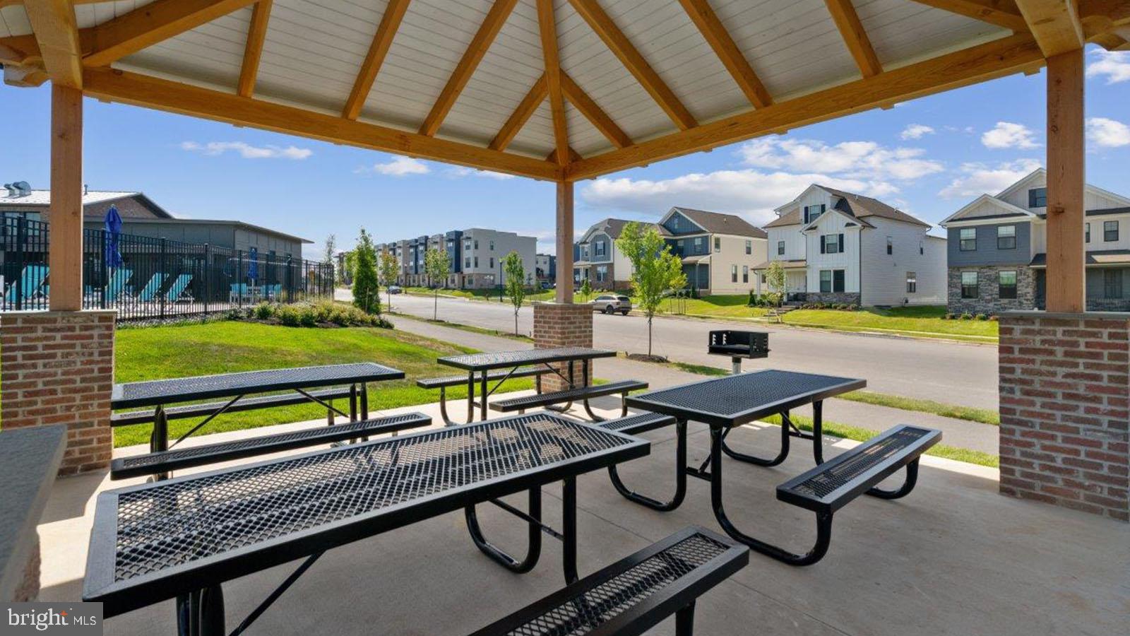 RENN QUARTER - Residential