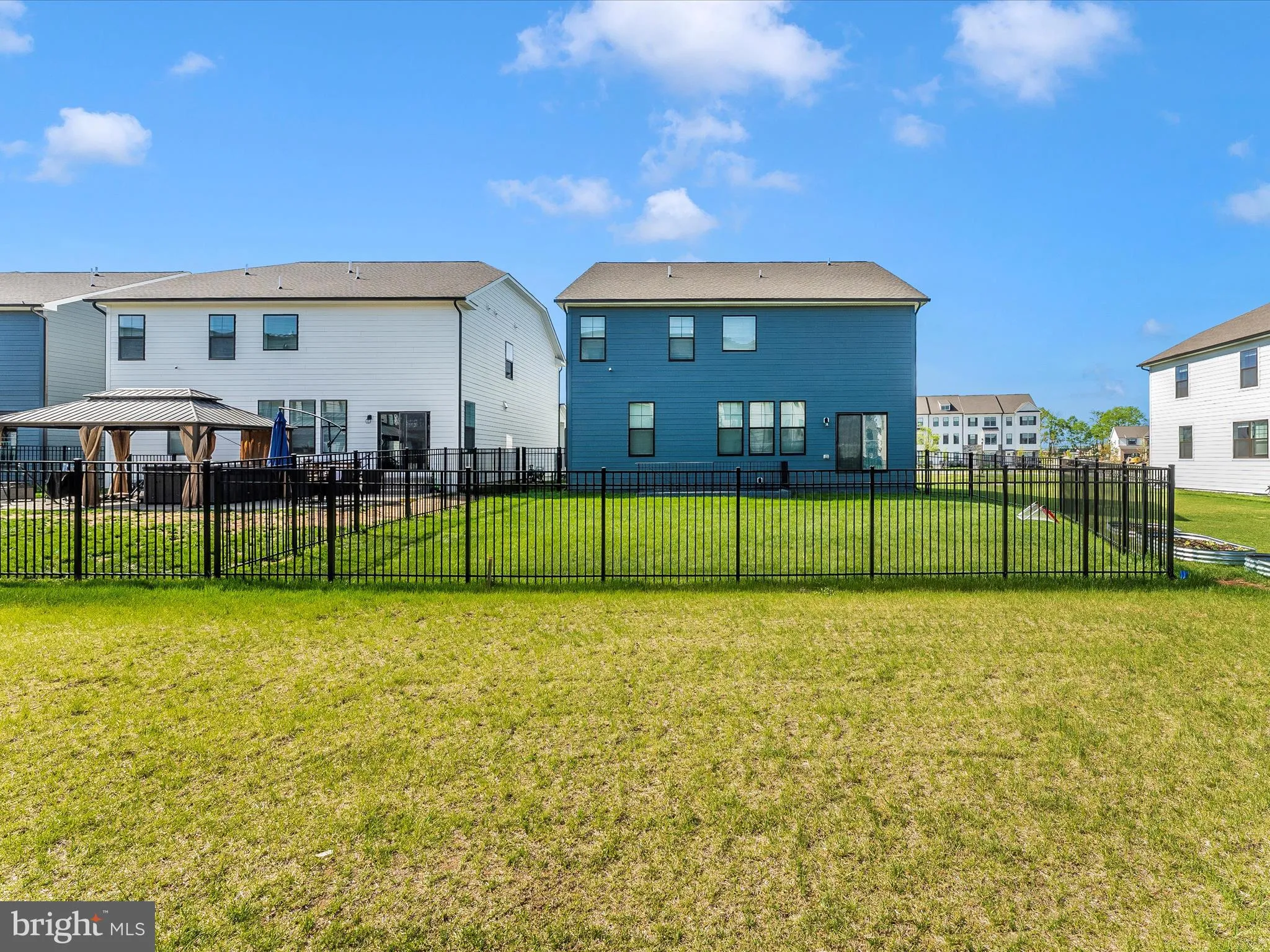 Frederick, Maryland 21701, United States, 4 Bedrooms Bedrooms, ,4 BathroomsBathrooms,Residential,Contingent,110749