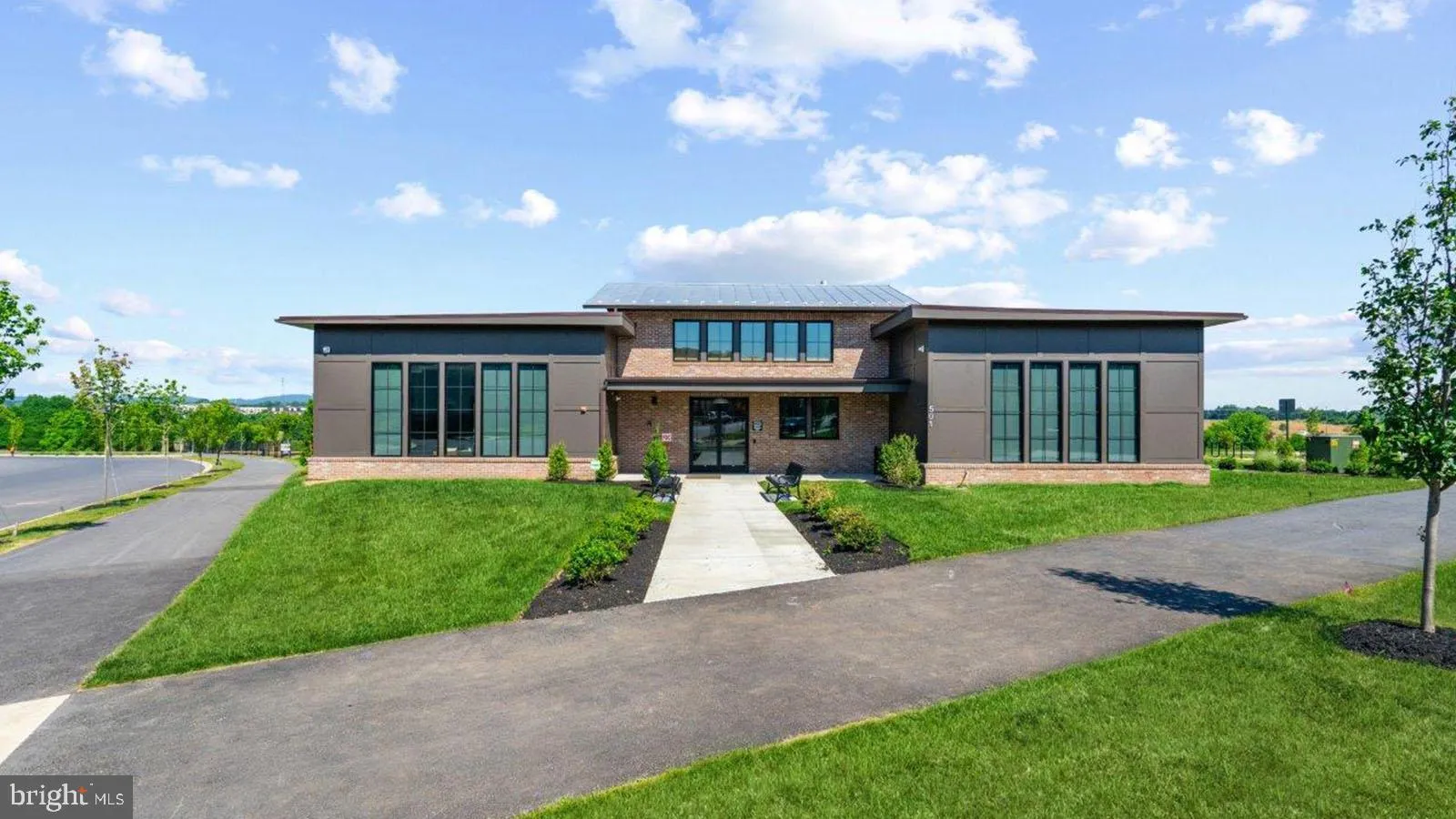 Frederick, Maryland 21701, United States, 4 Bedrooms Bedrooms, ,4 BathroomsBathrooms,Residential,Contingent,110749