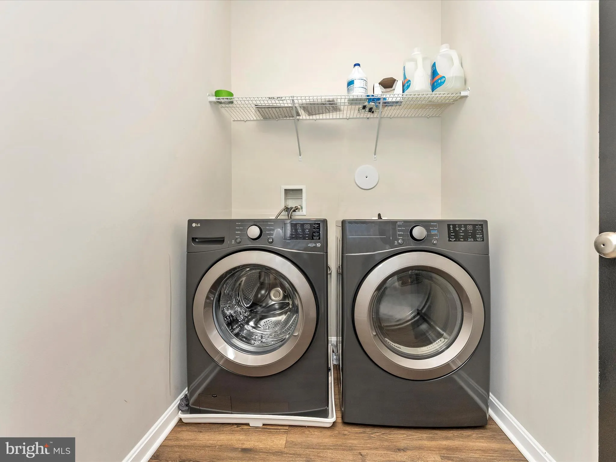 Frederick, Maryland 21701, United States, 4 Bedrooms Bedrooms, ,4 BathroomsBathrooms,Residential,Contingent,110749