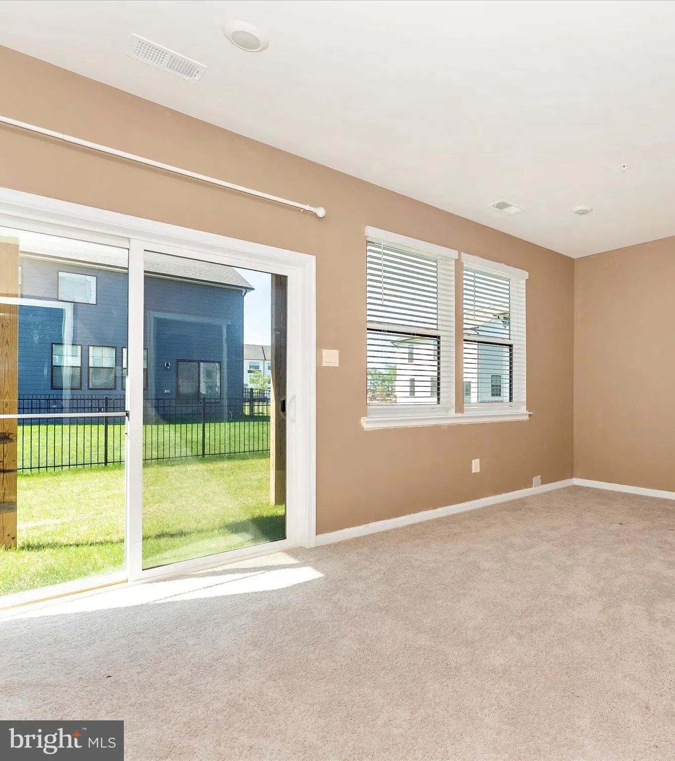 Frederick, Maryland 21701, United States, 4 Bedrooms Bedrooms, ,4 BathroomsBathrooms,Residential,Contingent,110749