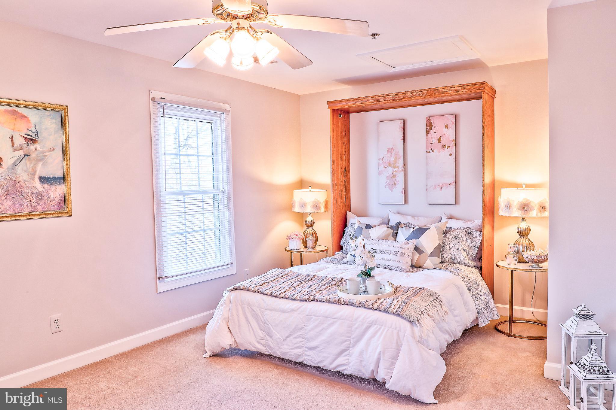 RUSSETT - Residential