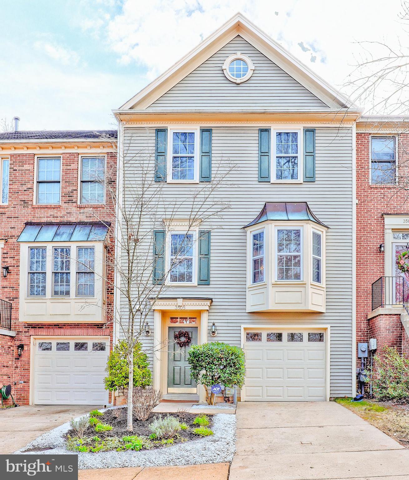 RUSSETT - Residential