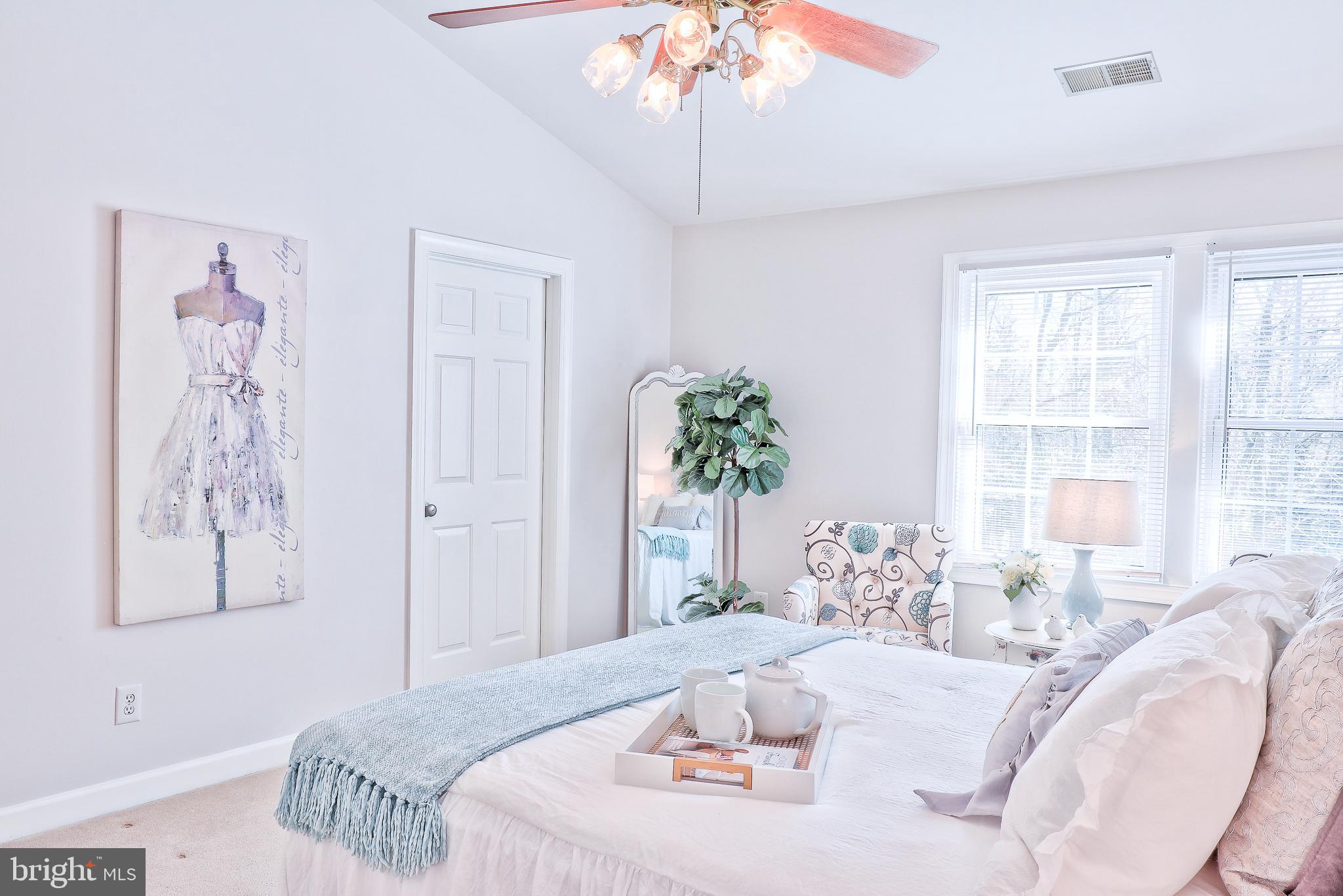 RUSSETT - Residential