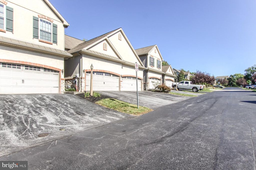 Photo of 5592 Twilight Drive, HARRISBURG, PA 17111 (MLS # PADA2050514)