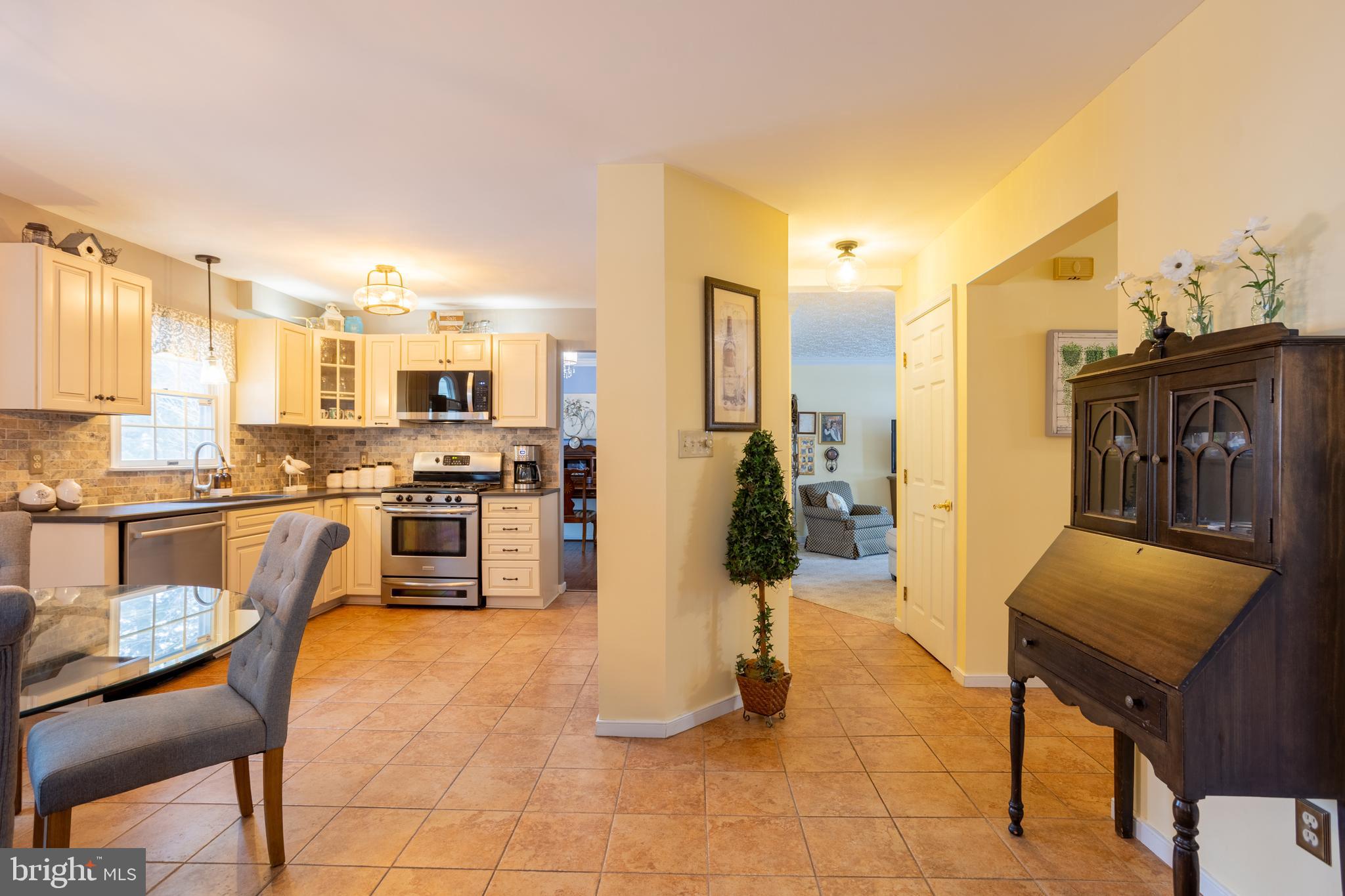 DURHAM MANOR - Residential