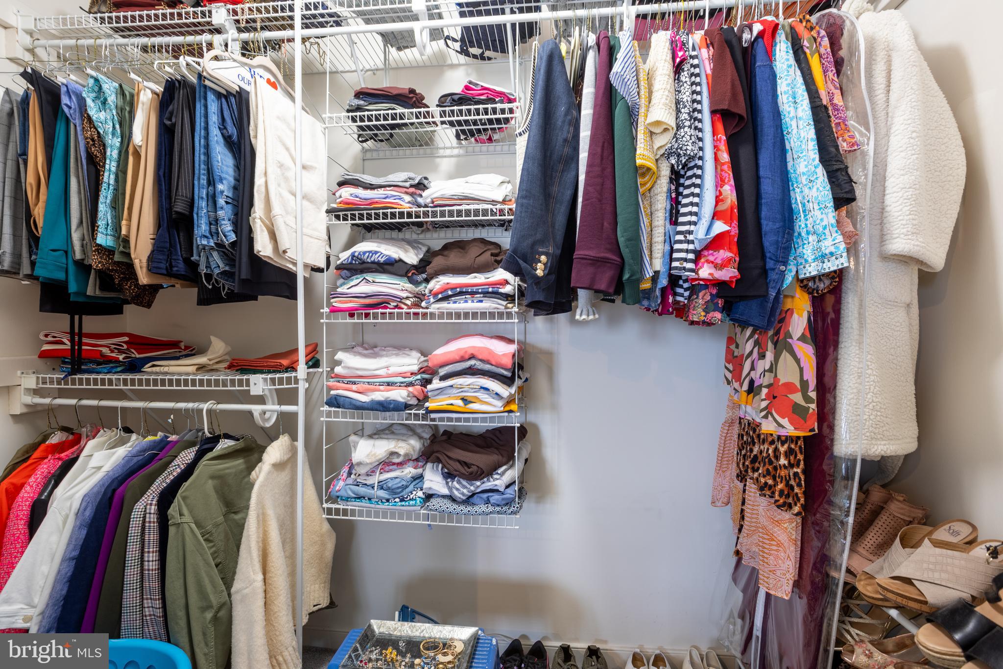 DURHAM MANOR - Residential