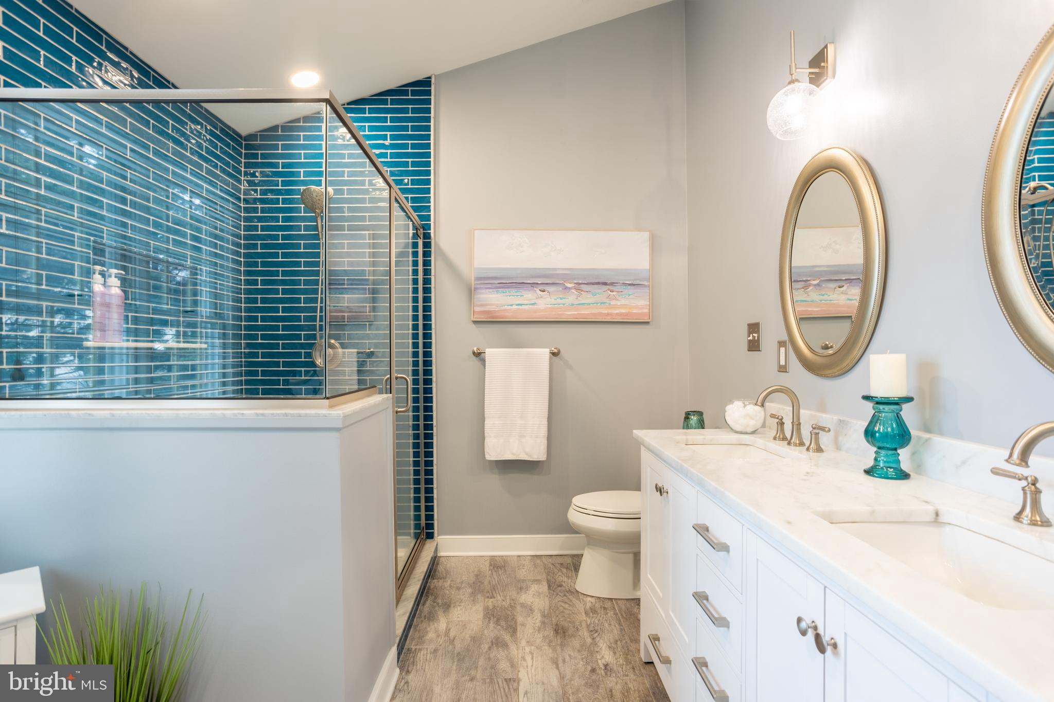 DURHAM MANOR - Residential