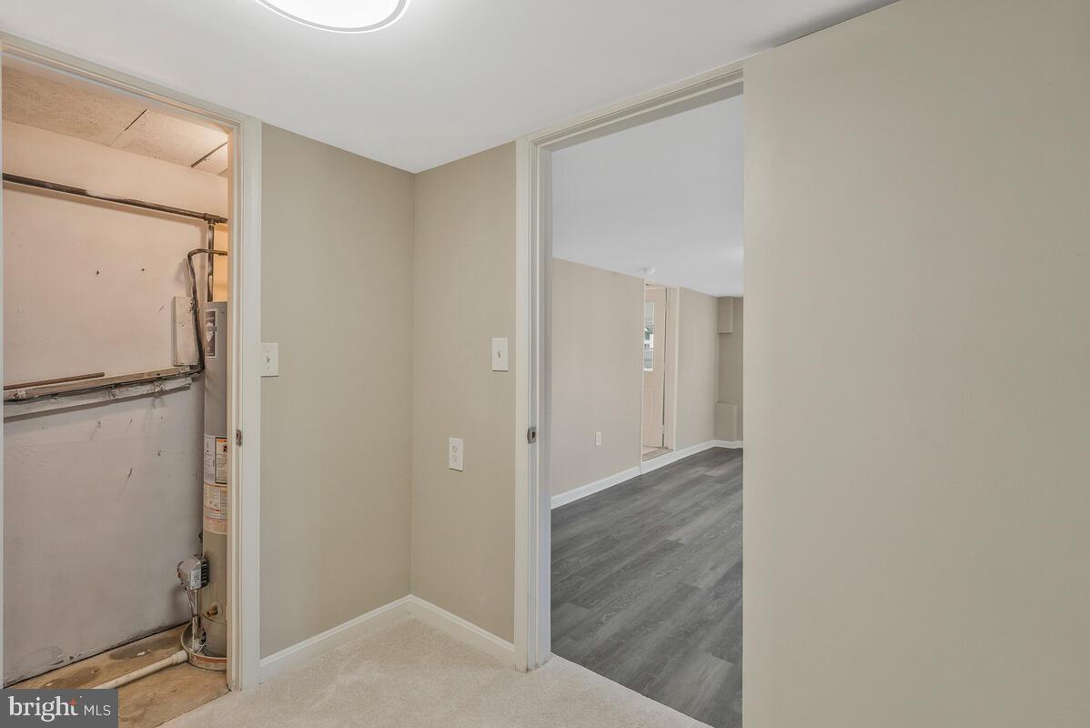 ANDREWS MANOR - Residential