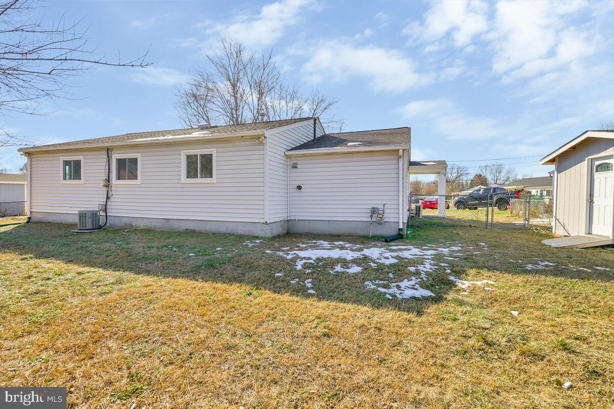 ANDREWS MANOR - Residential