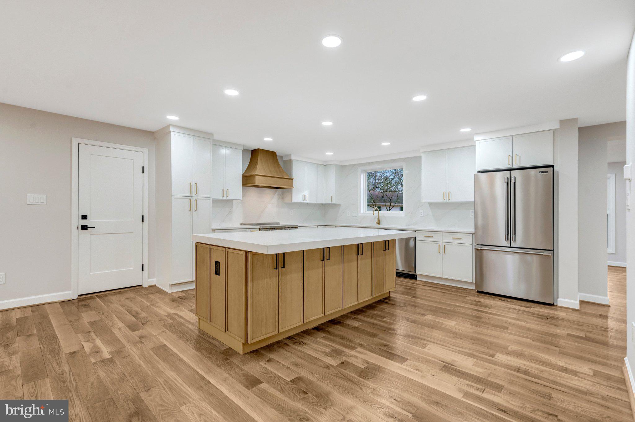 KINGS PARK WEST - Residential