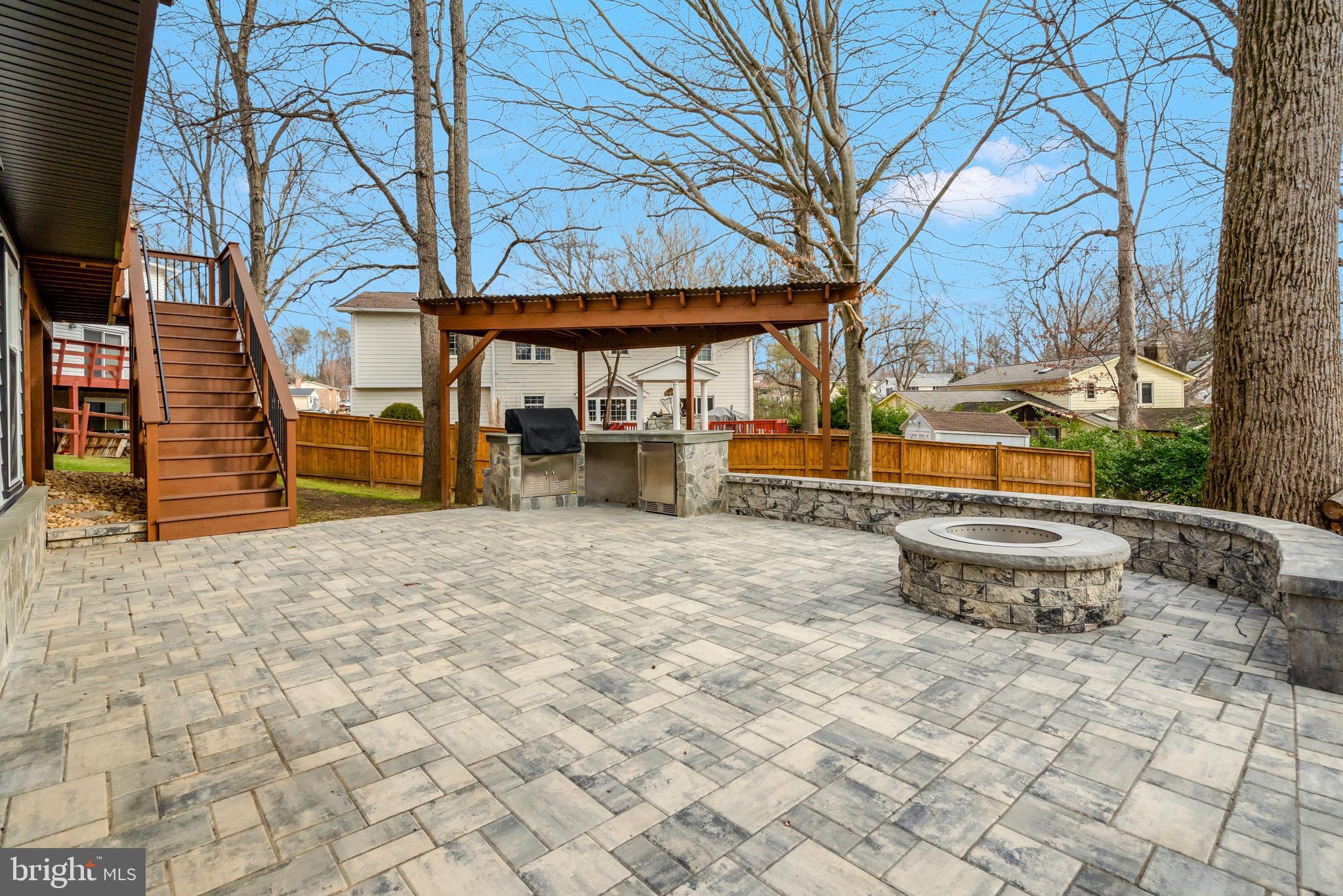 KINGS PARK WEST - Residential