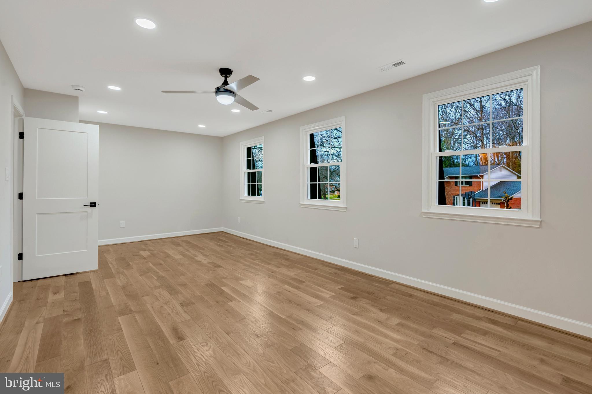 KINGS PARK WEST - Residential