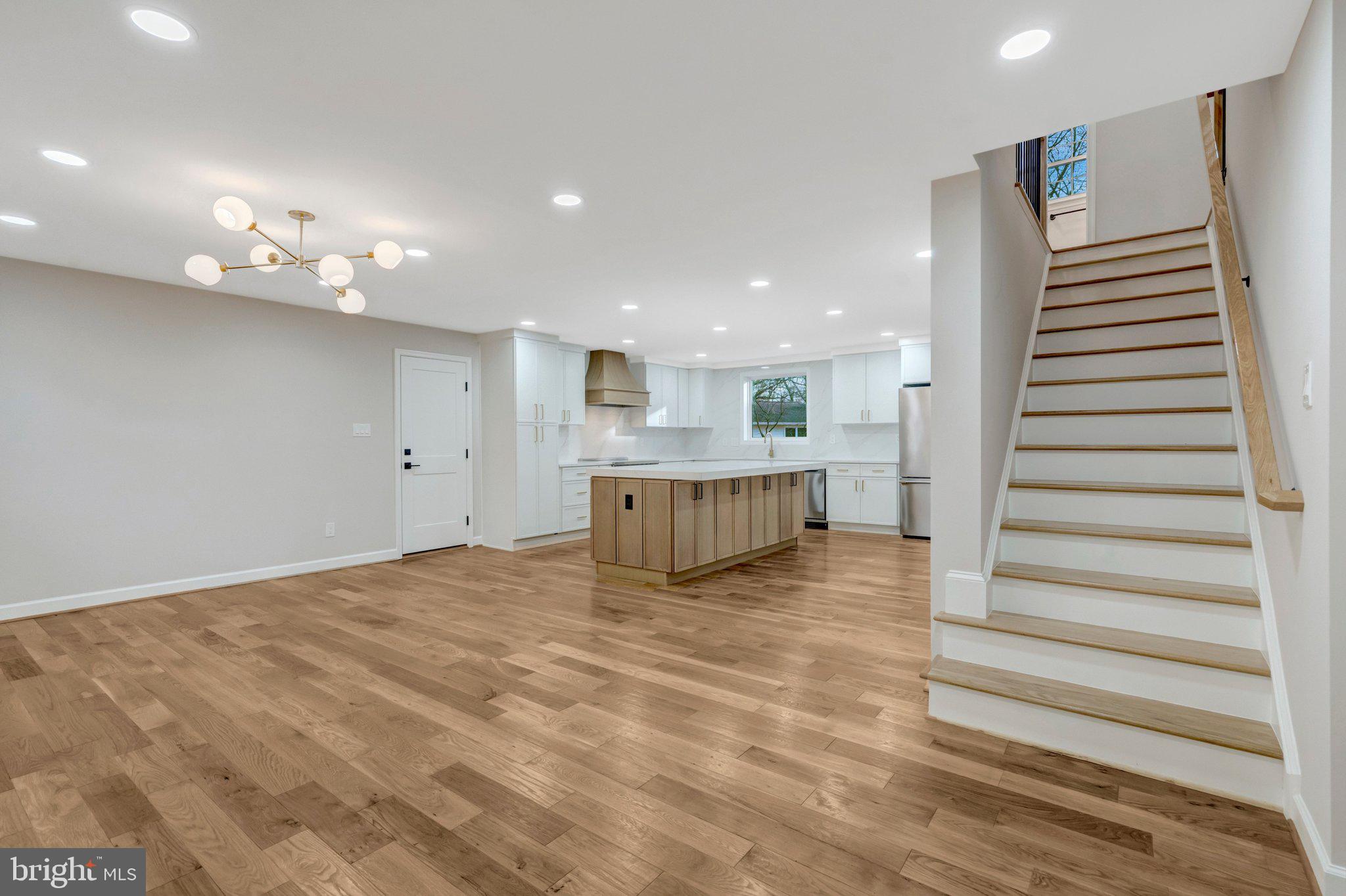 KINGS PARK WEST - Residential