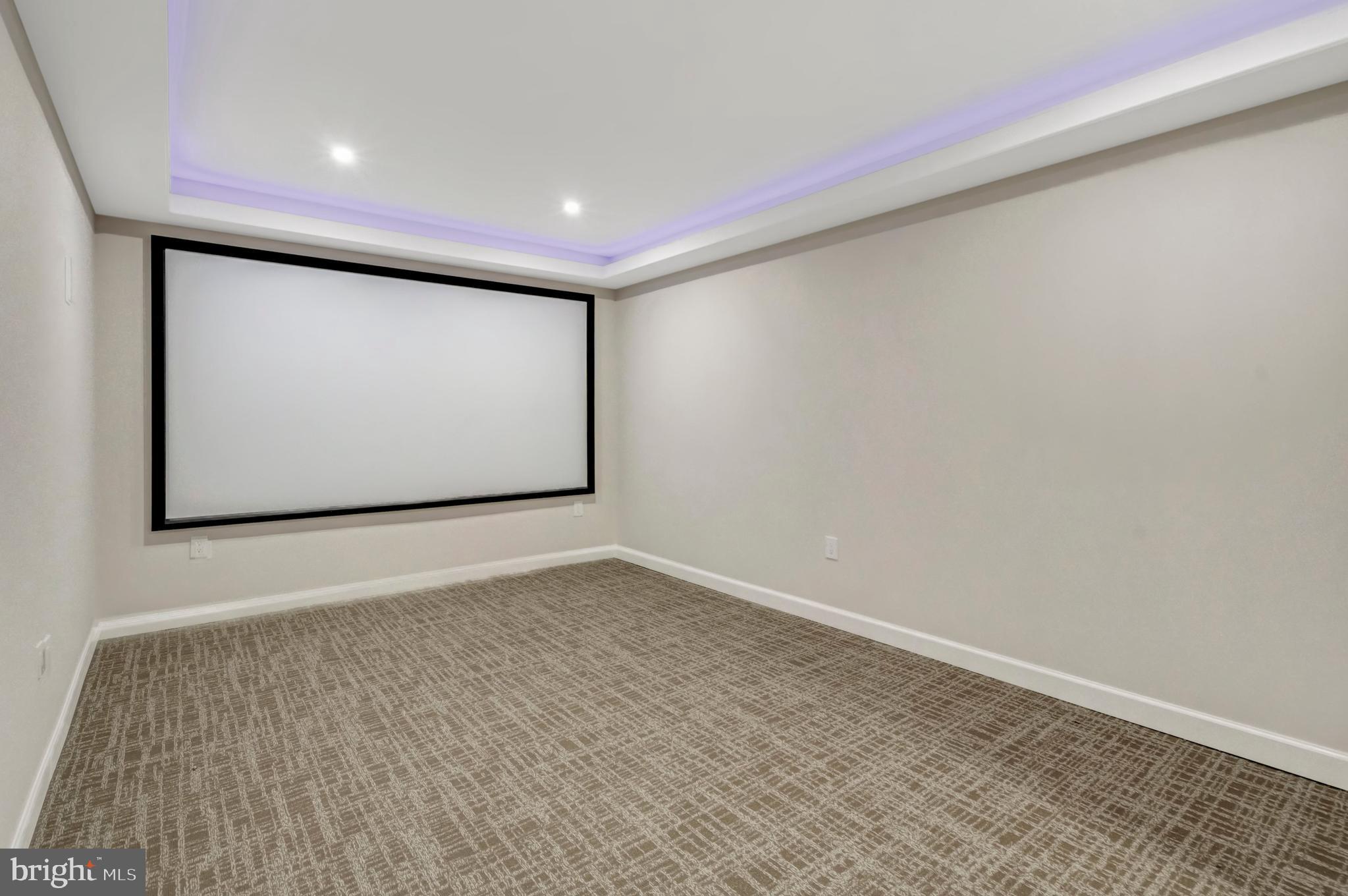 KINGS PARK WEST - Residential