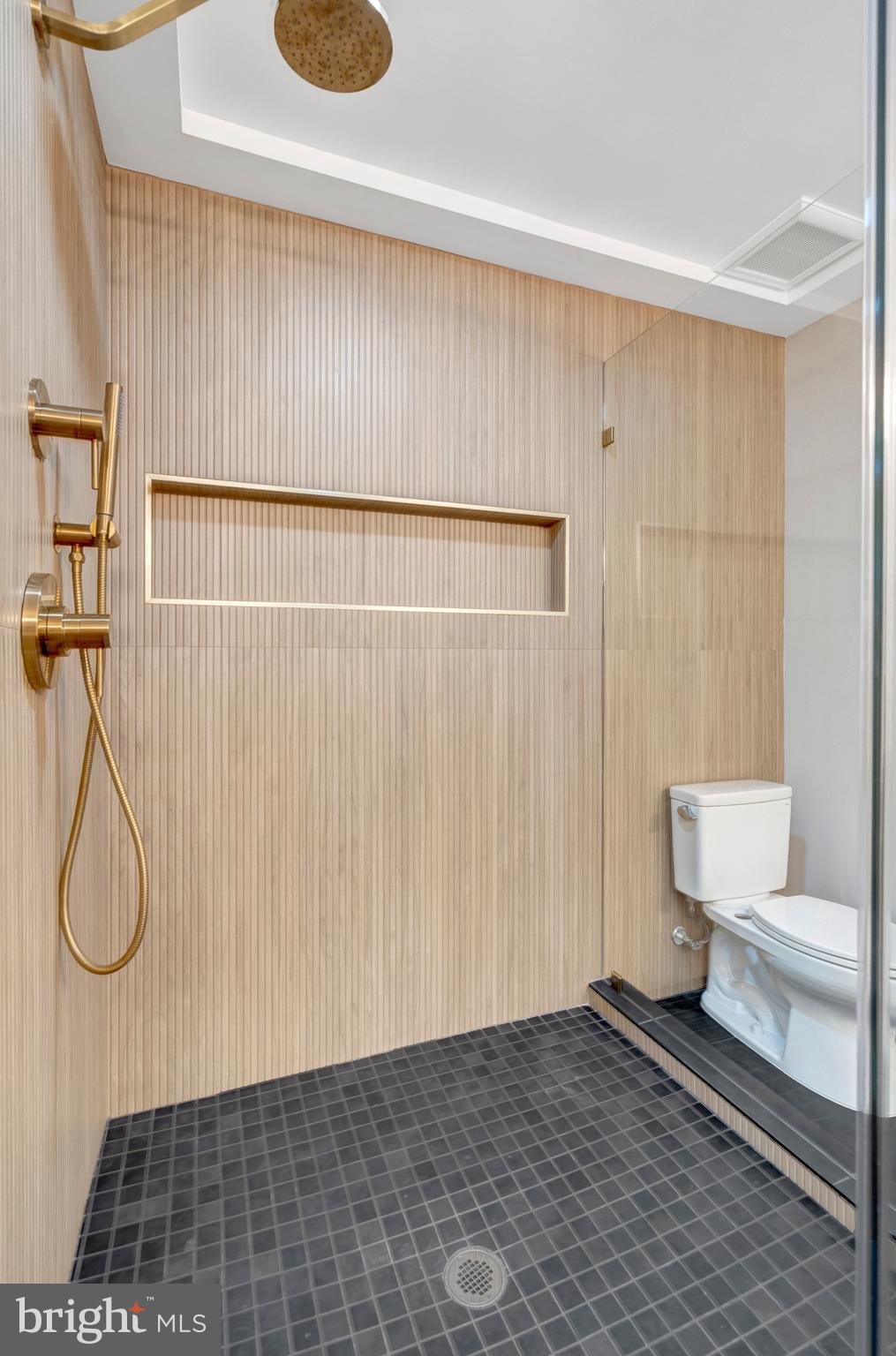 KINGS PARK WEST - Residential