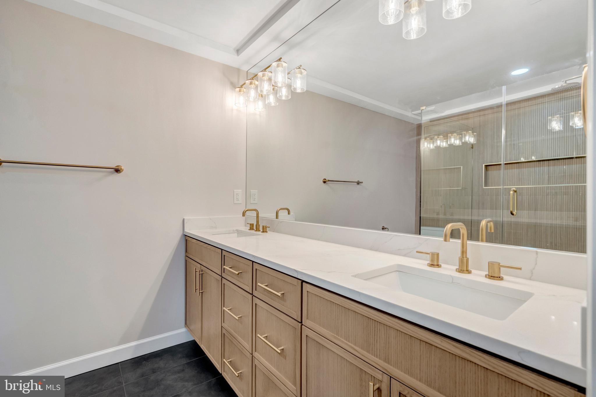 KINGS PARK WEST - Residential