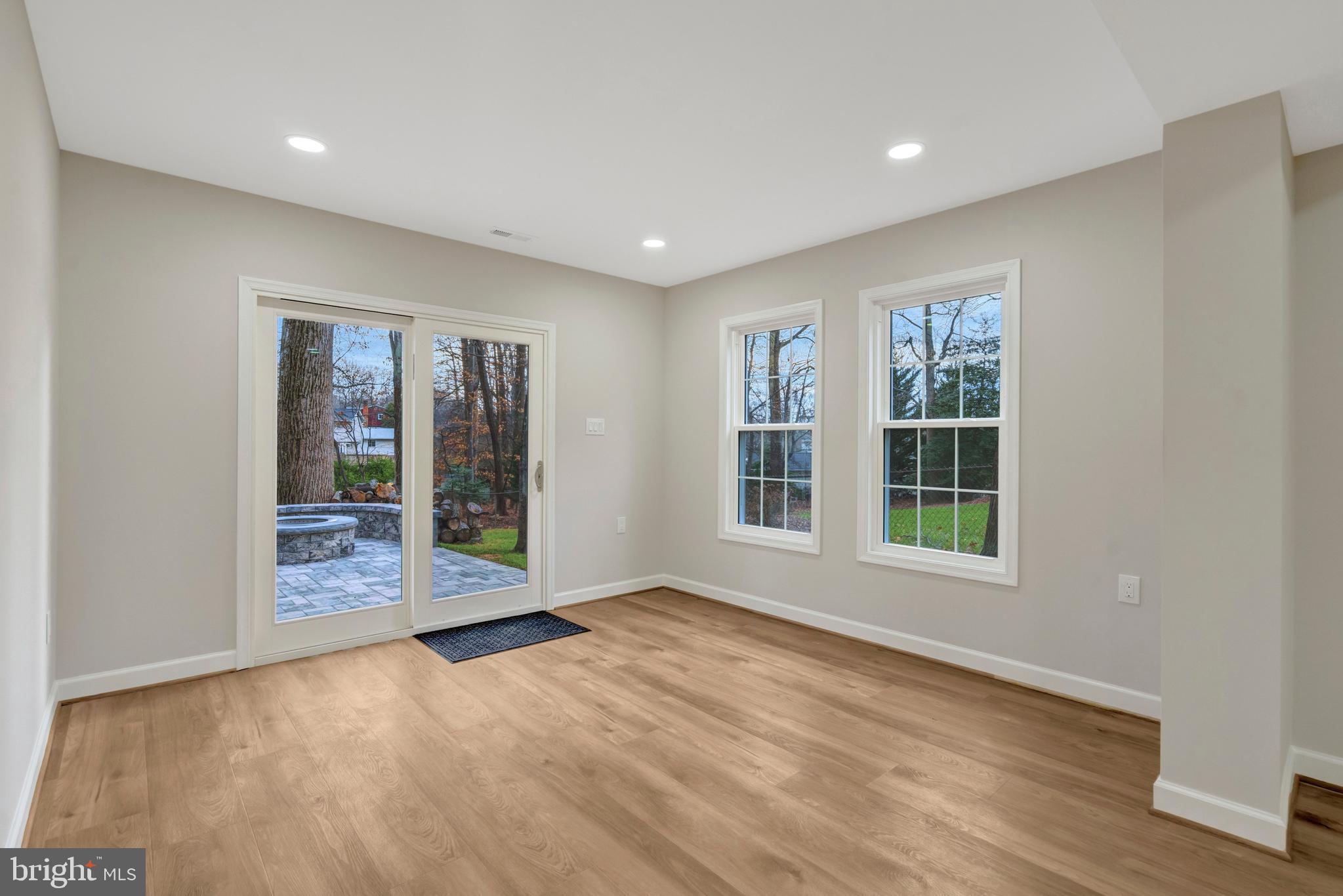 KINGS PARK WEST - Residential