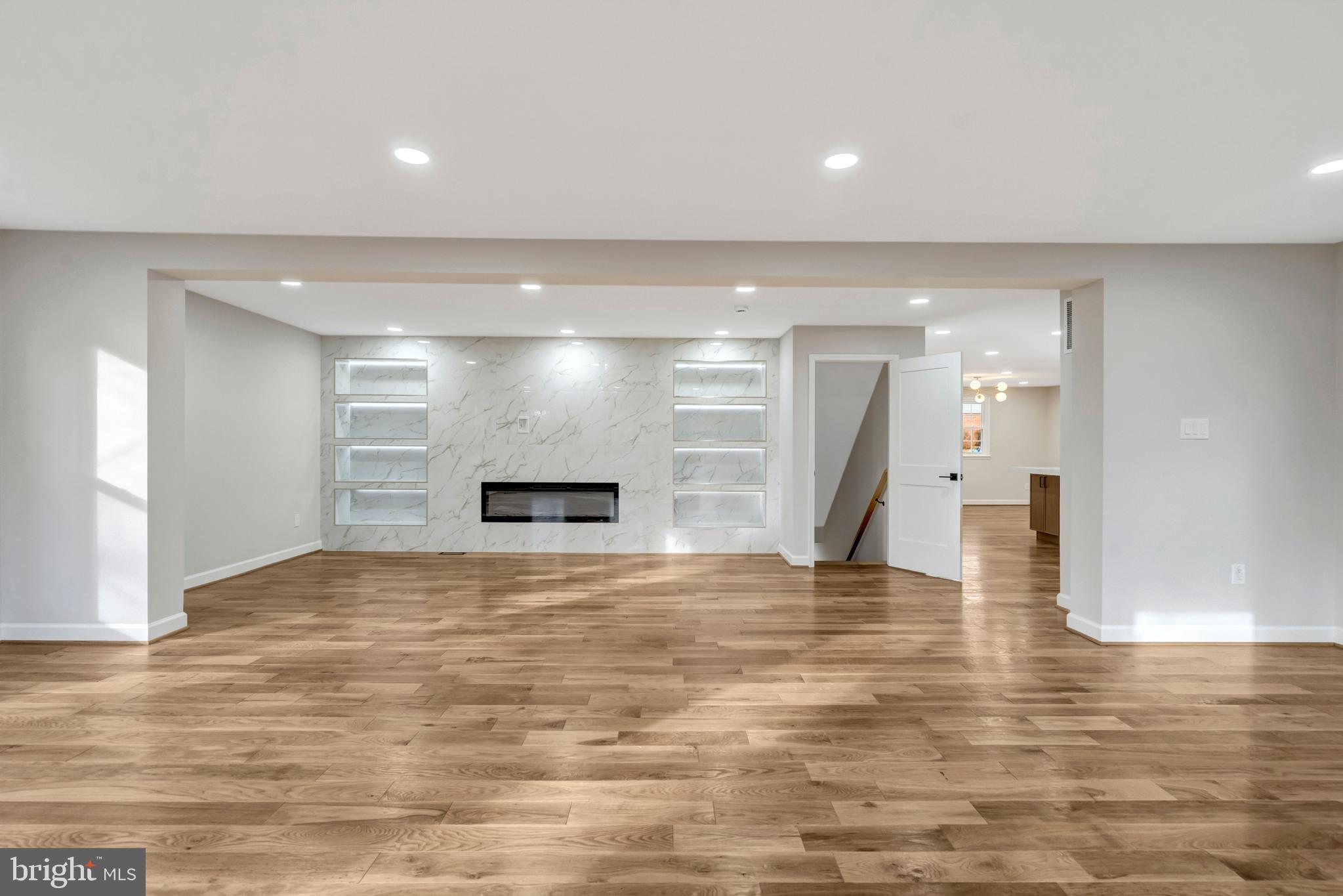 KINGS PARK WEST - Residential