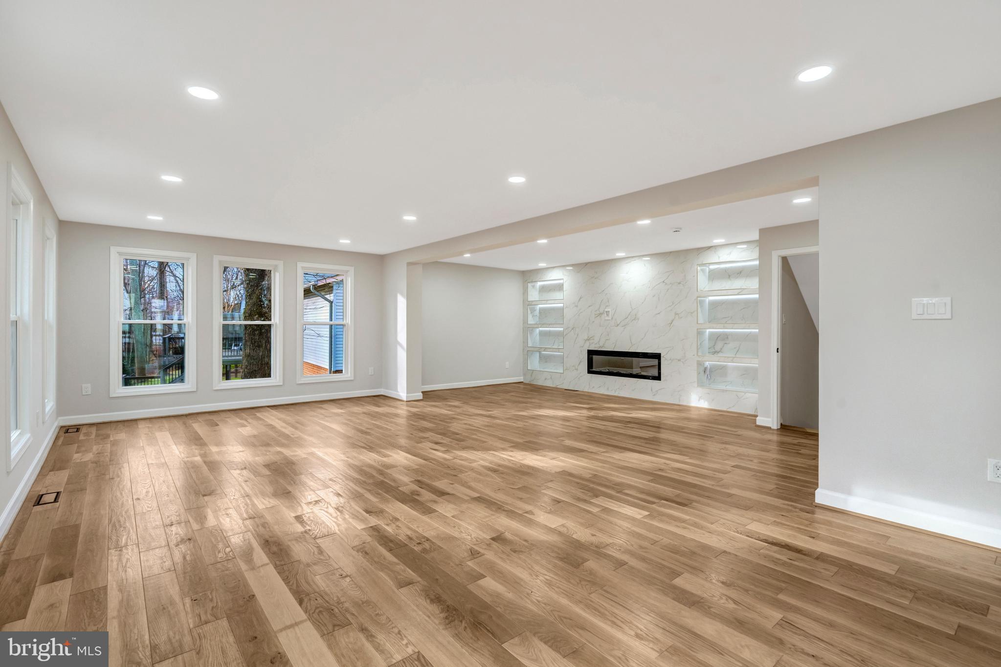 KINGS PARK WEST - Residential