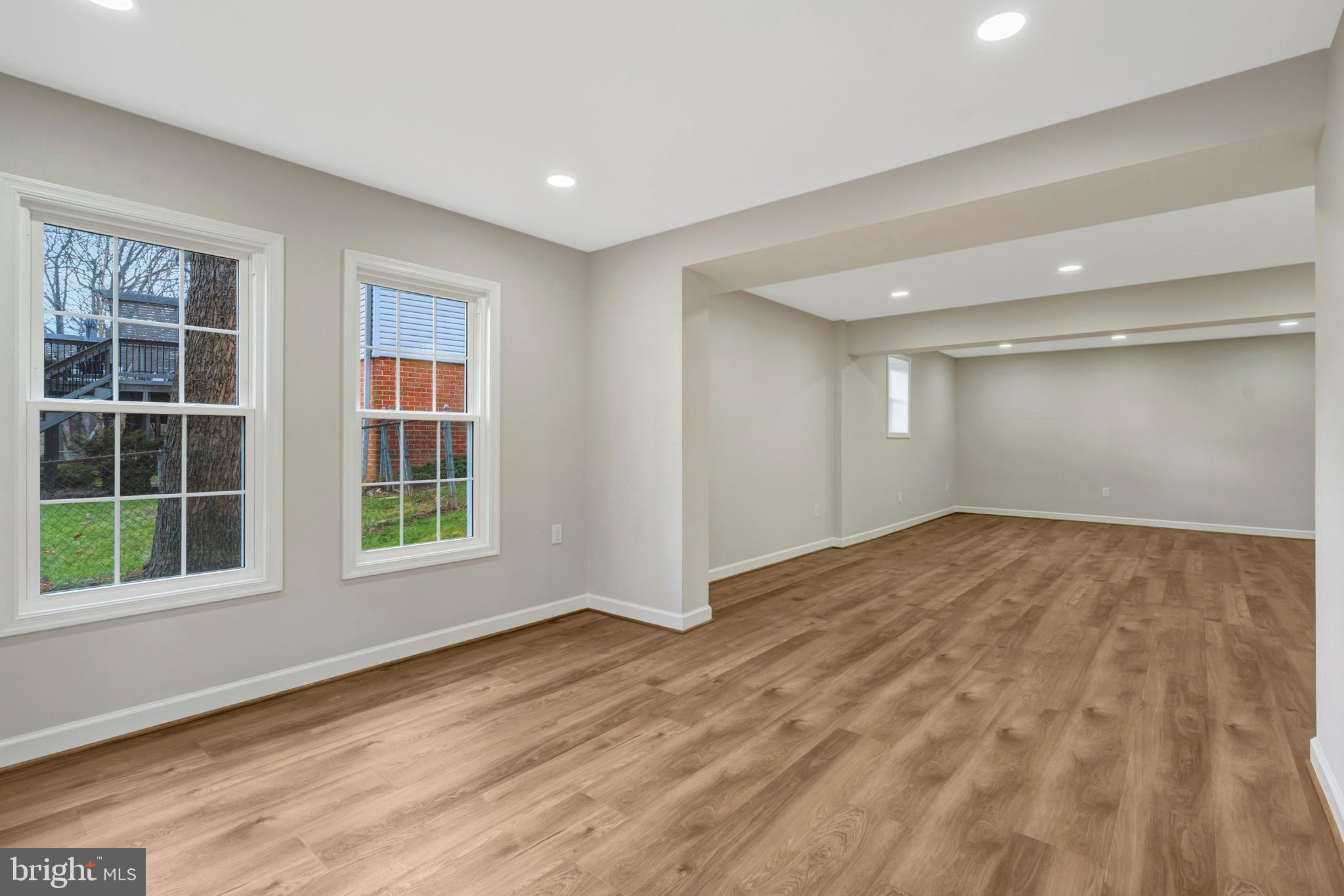 KINGS PARK WEST - Residential