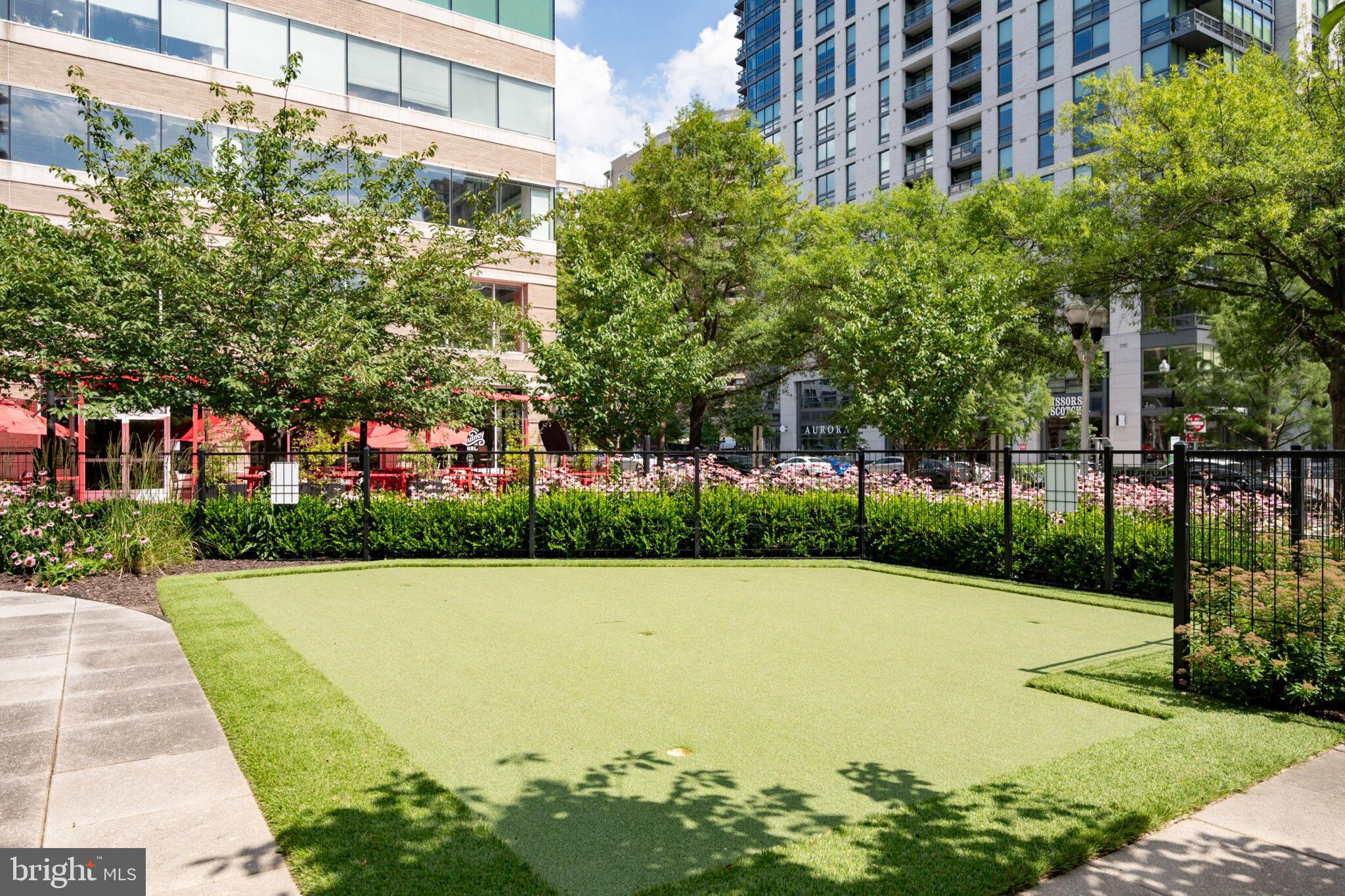 EASTVIEW AT BALLSTON METRO - Residential Lease